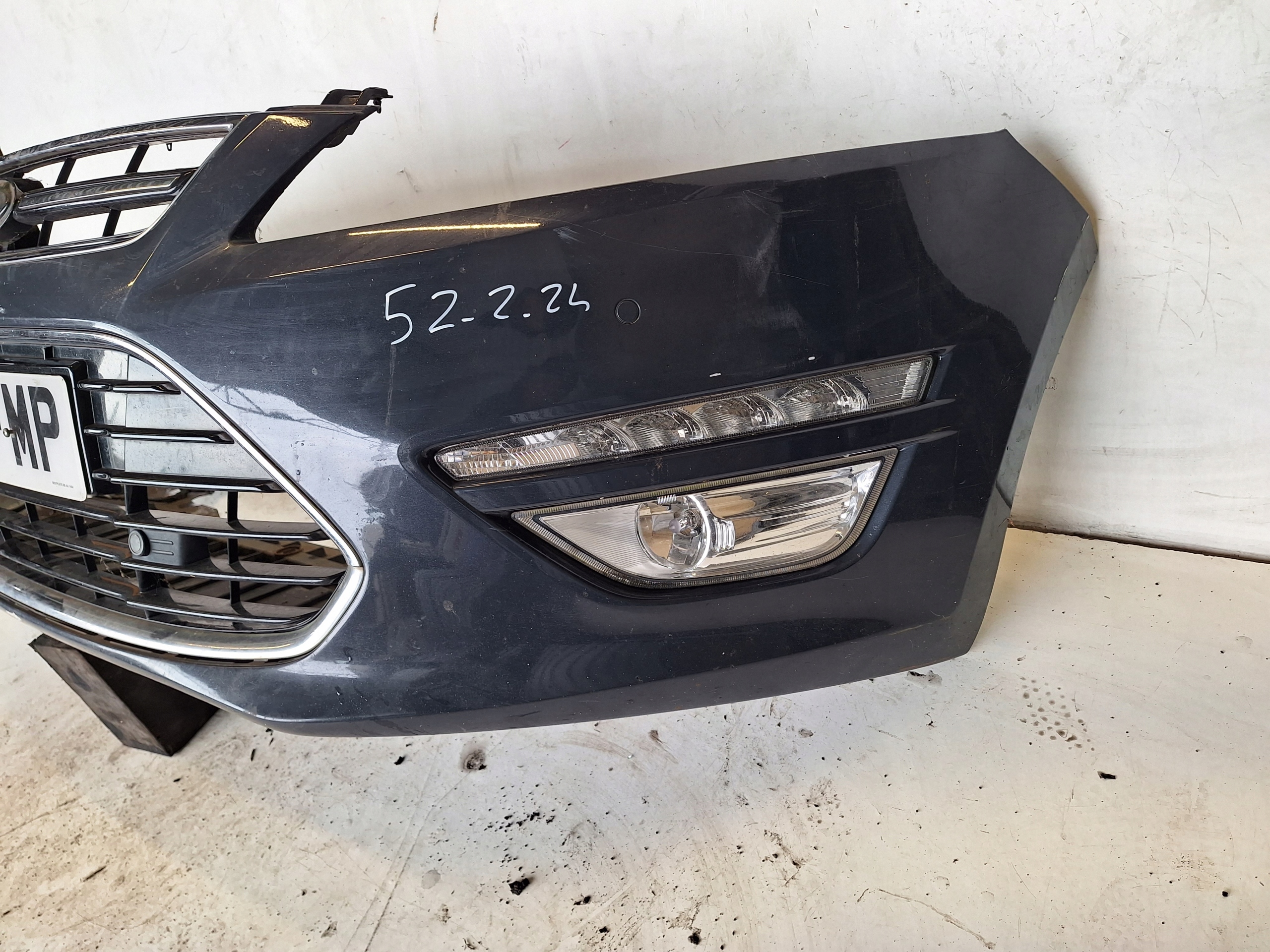 FORD MONDEO MK4 LIFT 10-14 bumper + LED + PDC