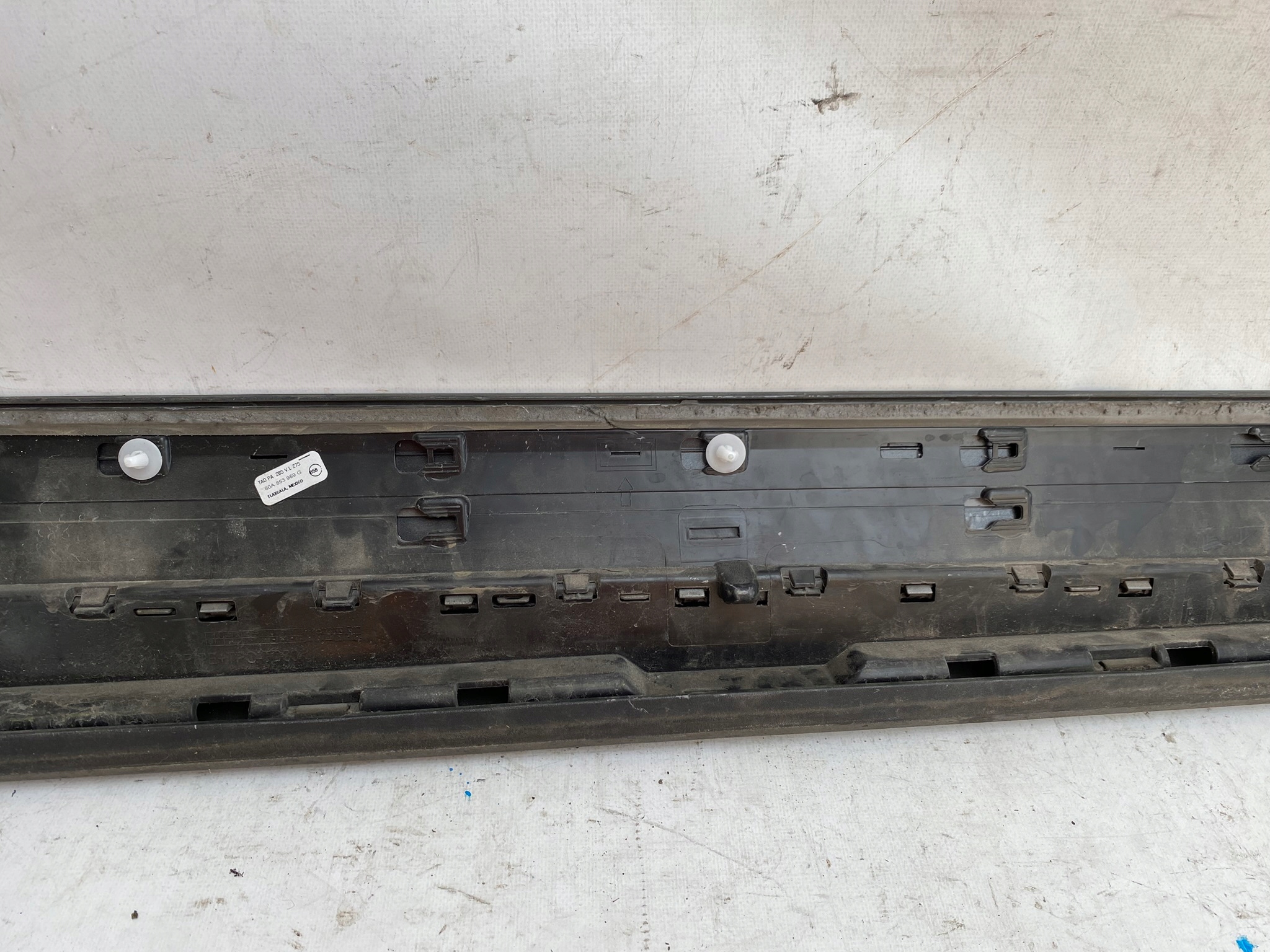 AUDI Q5 II 80A S-LINE 16- moulding door front left 80A853959