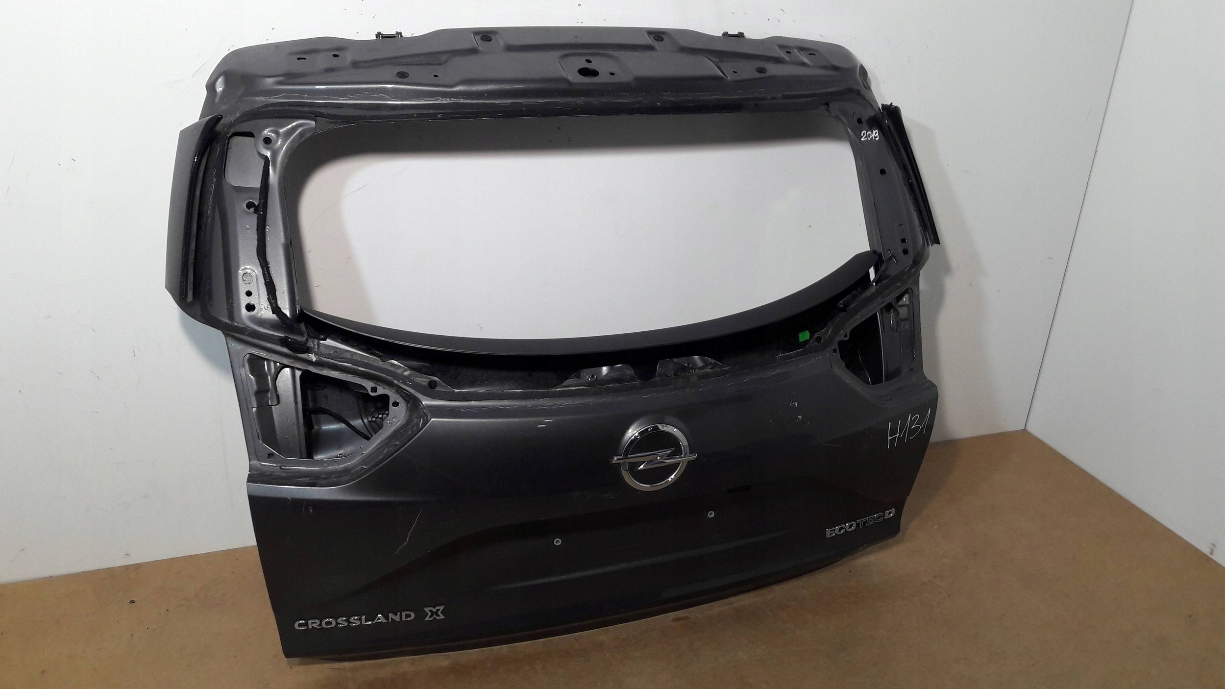 Opel Crossland X trunk door boot (H131)