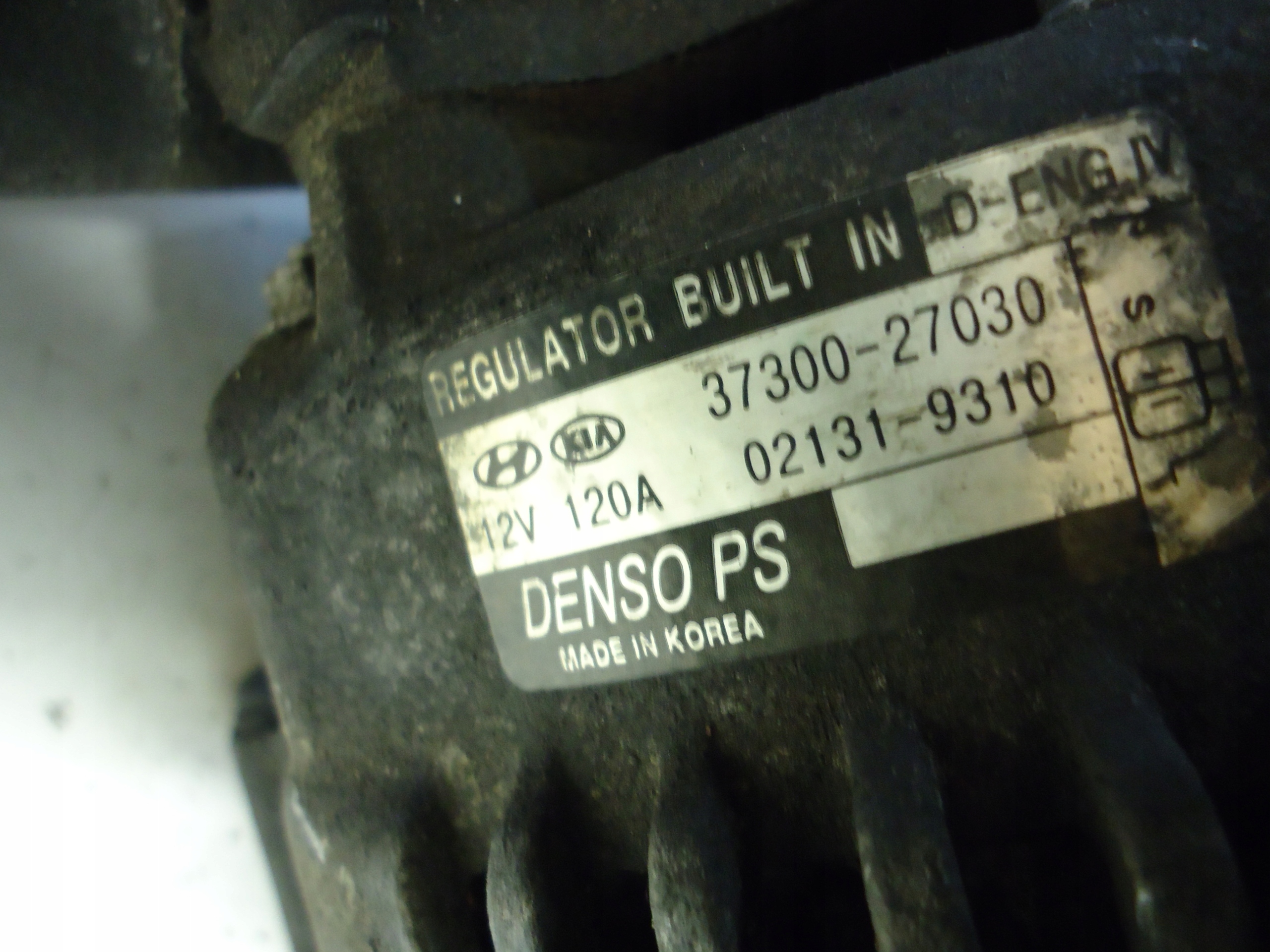 HYUNDAI TUCSON 2.0 CRDI alternator 37300-27030