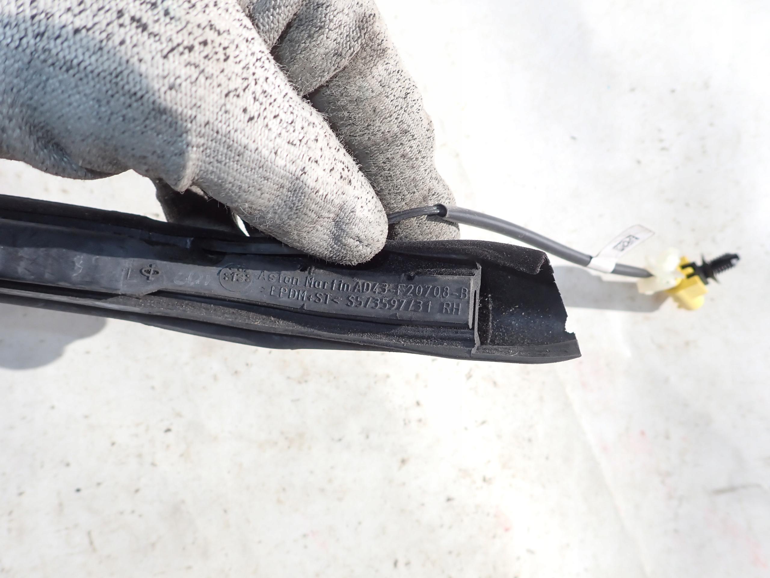 ASTON MARTIN RAPIDE Dichtsatz Tür heck Sensor