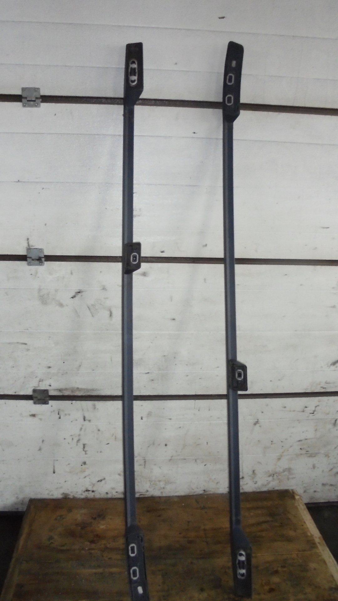 RELINGI DACHOWE VOLVO XC90 2.9 BT 2003