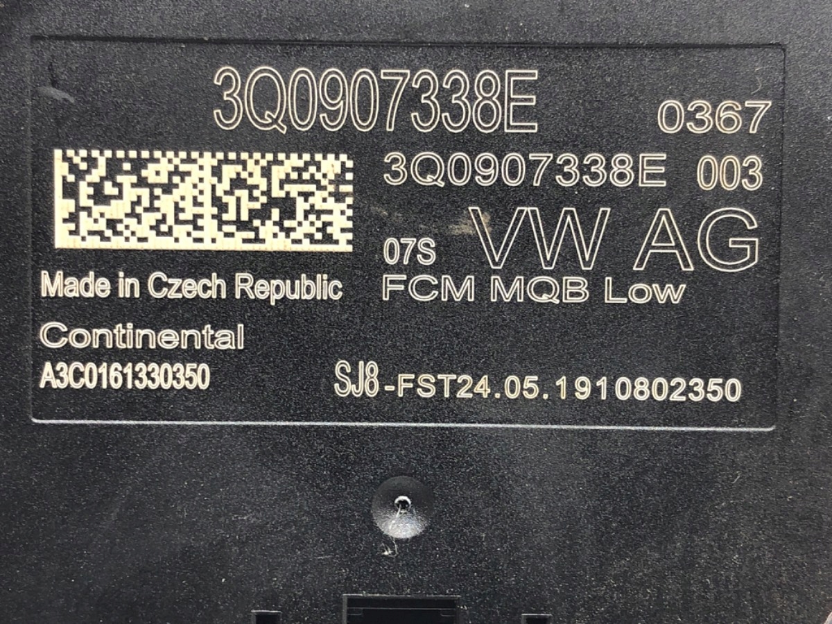 MODUŁ ŚWIATEŁ VW GOLF VII 3Q0907338E STEROWNIK Typ samochodu Samochody osobowe