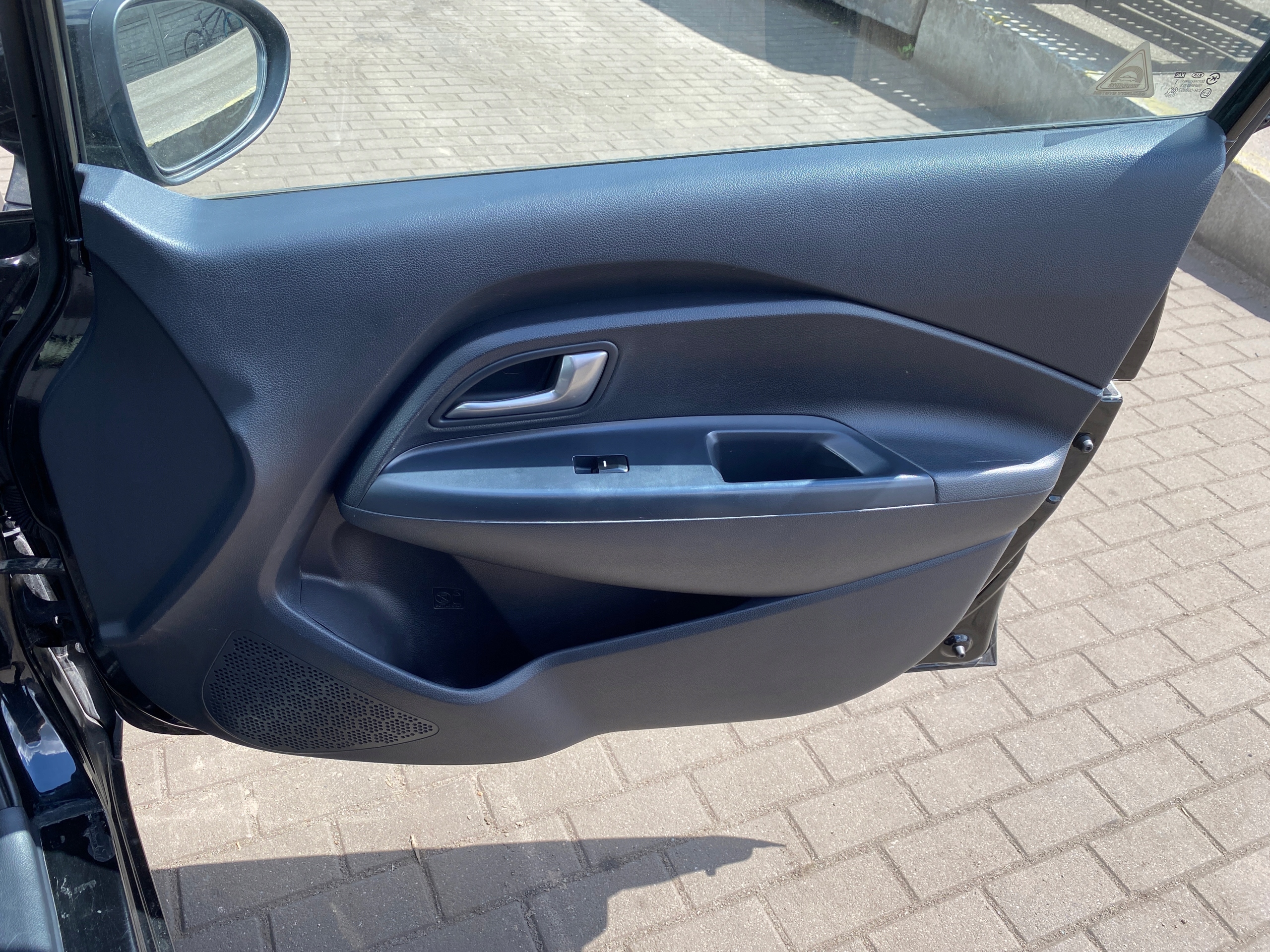 upholstery side right front door Kia RIO 3 III 11-17