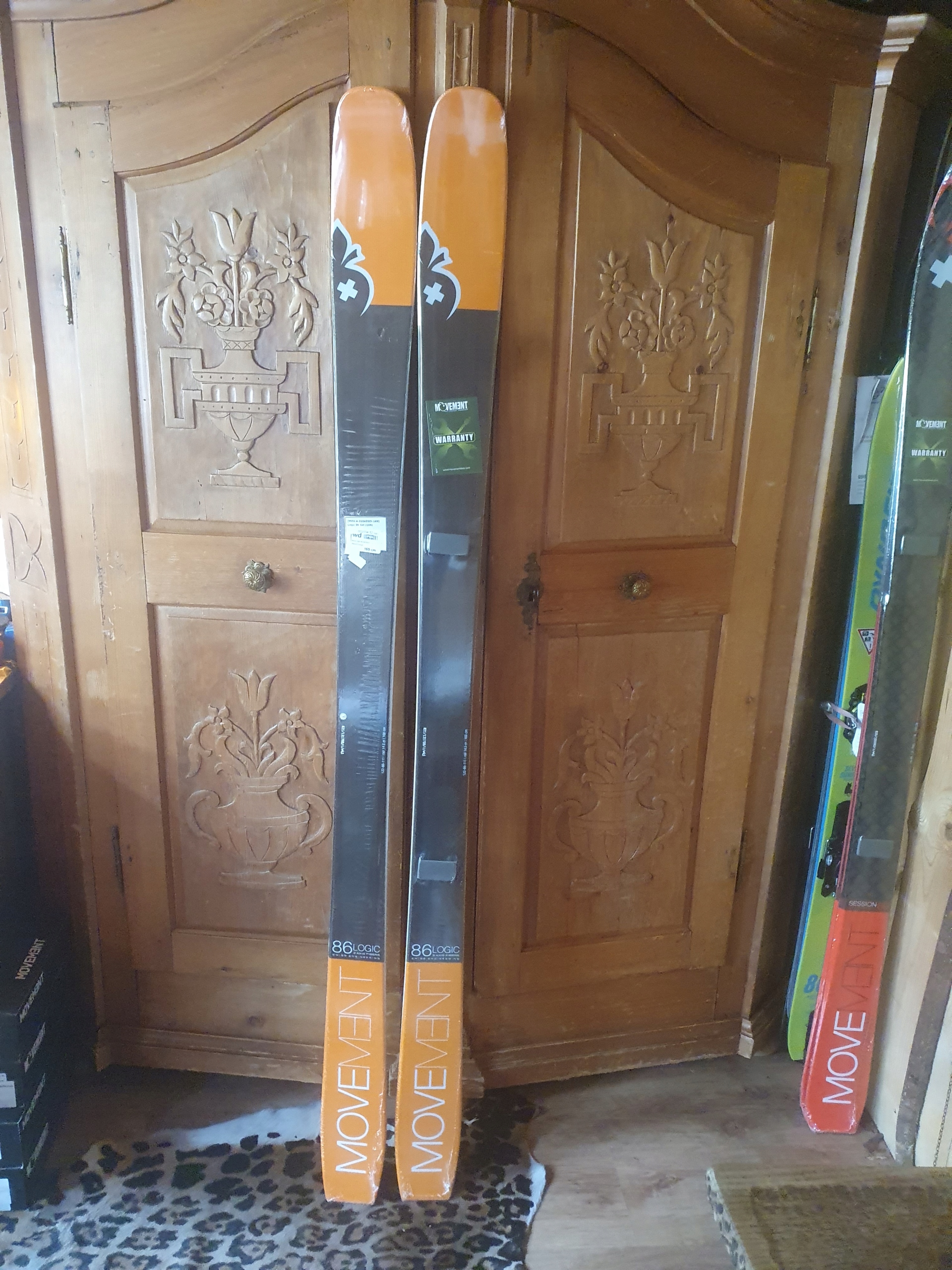 komplet MOVEMENT,logic,86,169cm+ foki skitour-freeride NOWKI EAN (GTIN) 7630027957877