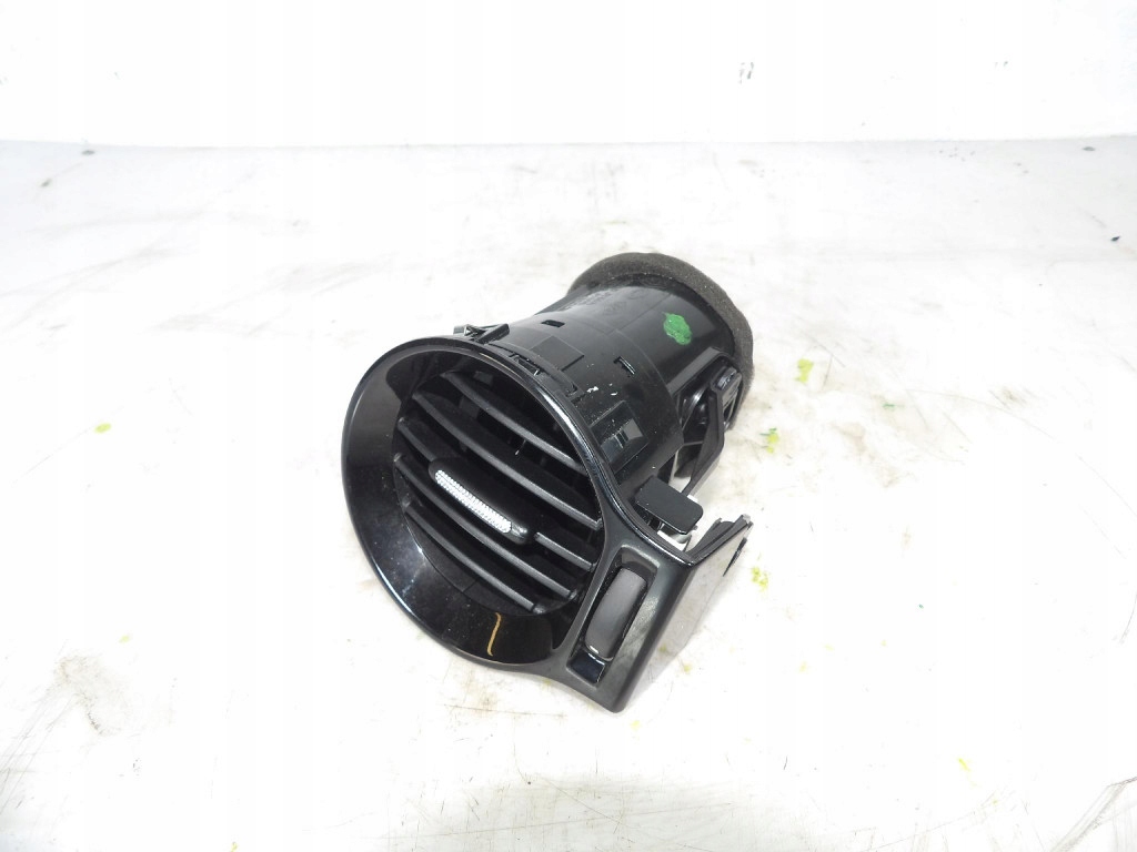 RENAULT KOLEOS and grid air conditioning devices right 68760JY00A