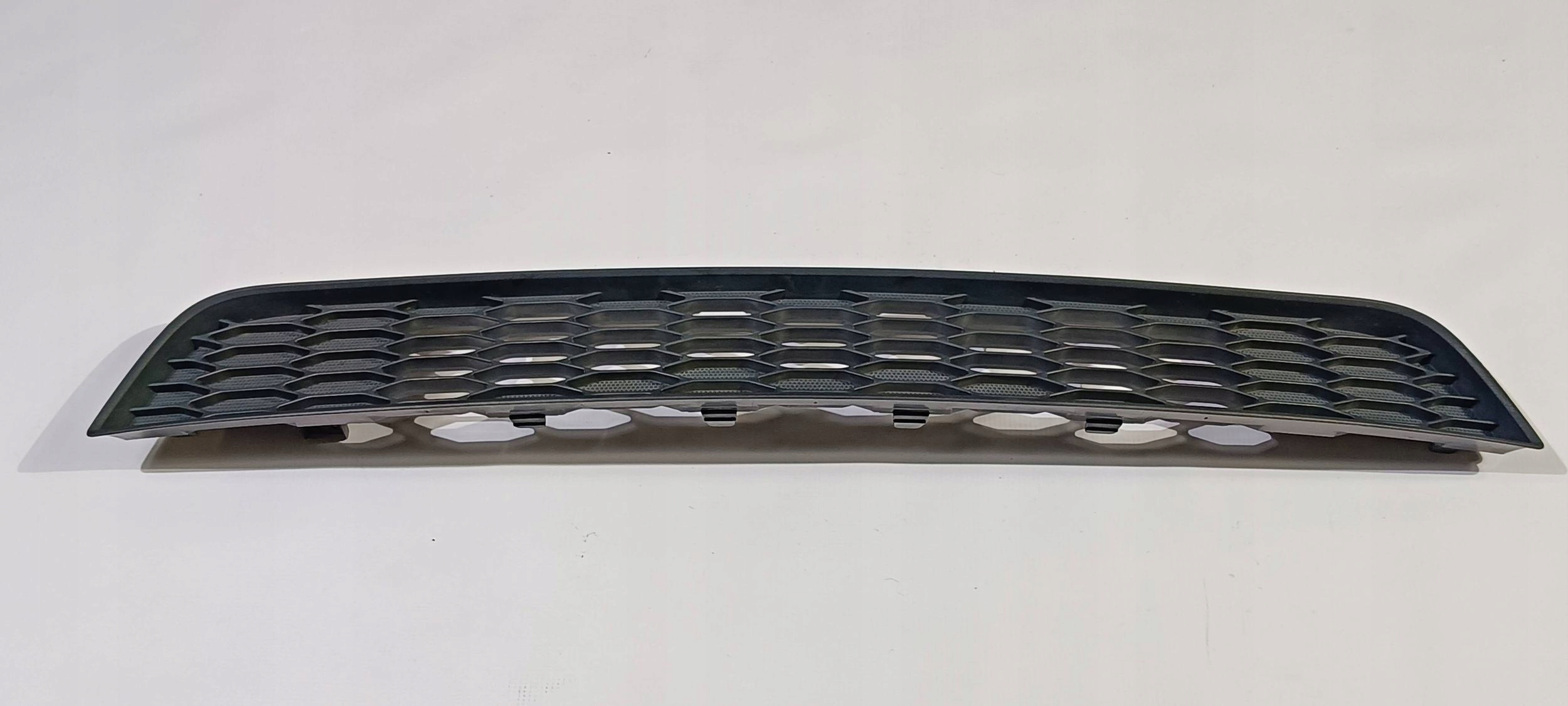 grill lower grid of a bumper original Ford Mustang 2013-2014