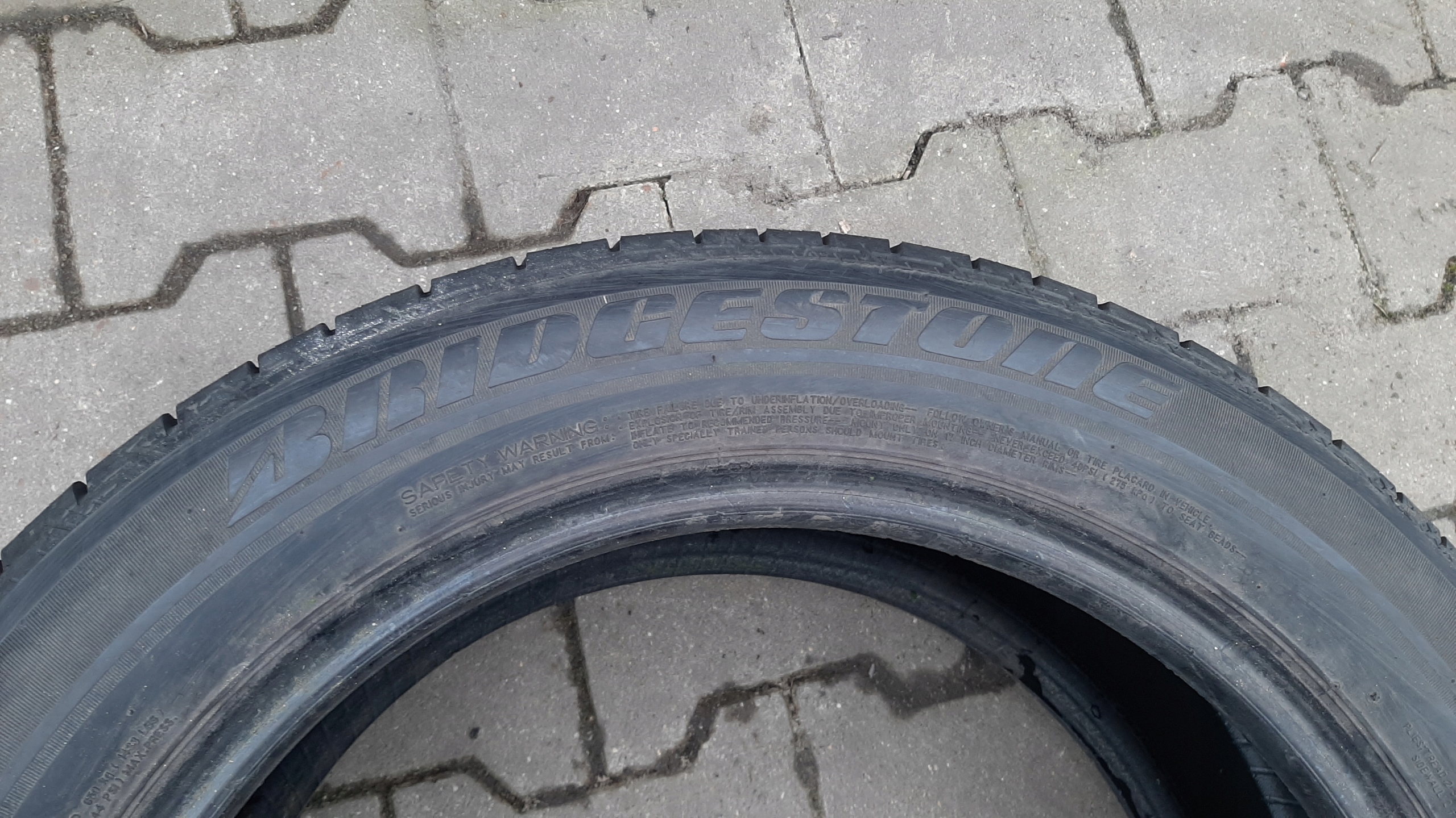 OPONA CAŁOROCZNA BRIDGESTONE TURANZA 215/55 R17 Liczba opon w ofercie 2 szt.