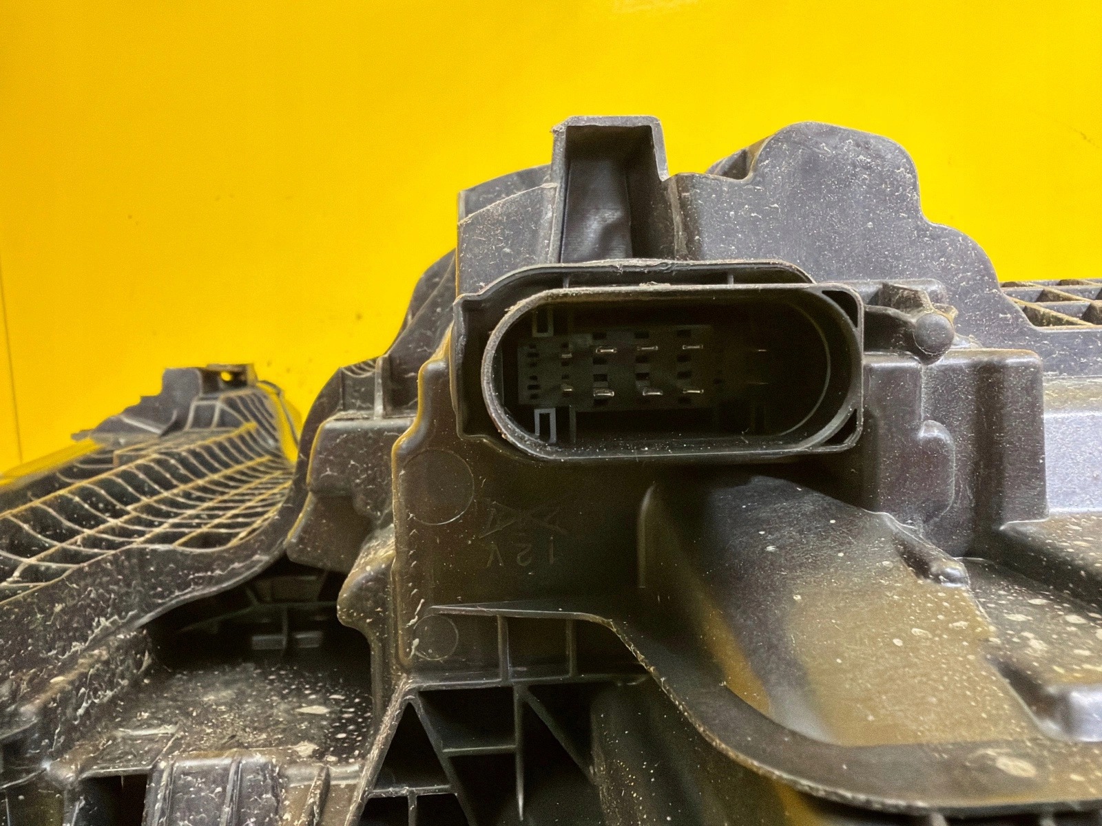 light left front Volvo EX90 Full Led 2024 32450062