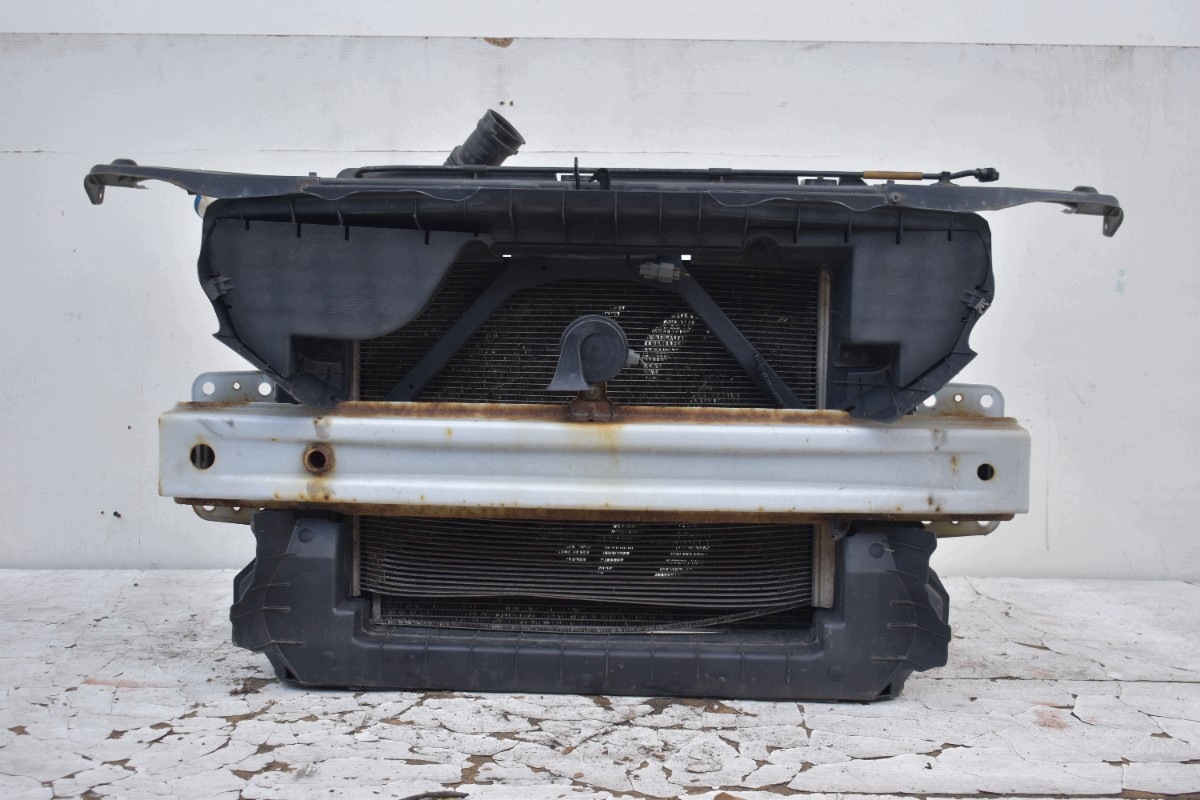 support panel for radiators MG 3 ZS 1.5 16V VTI 106KM 15S4C 2019r Manual