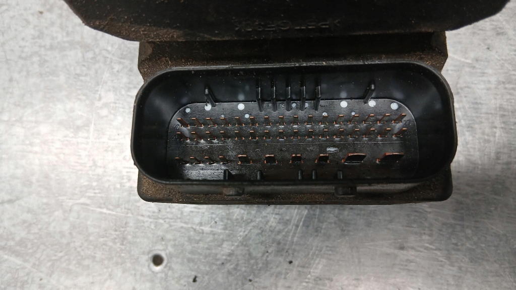 насос ABS vw PASSAT B5 FL 1.9tdi 00-05R универсал 4B0614517G