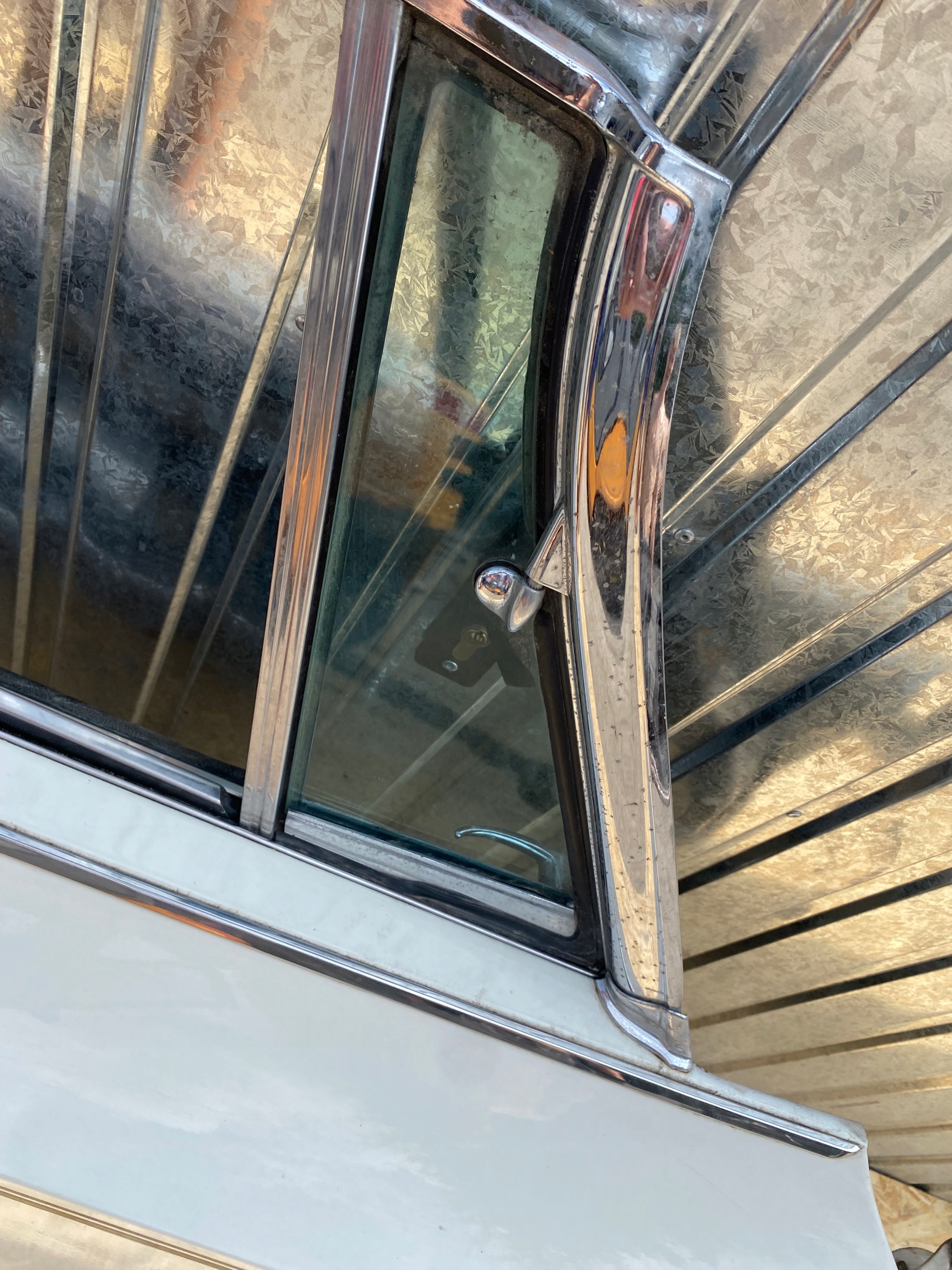 дверь правая передняя CHRYSLER 300K 300 k 1964