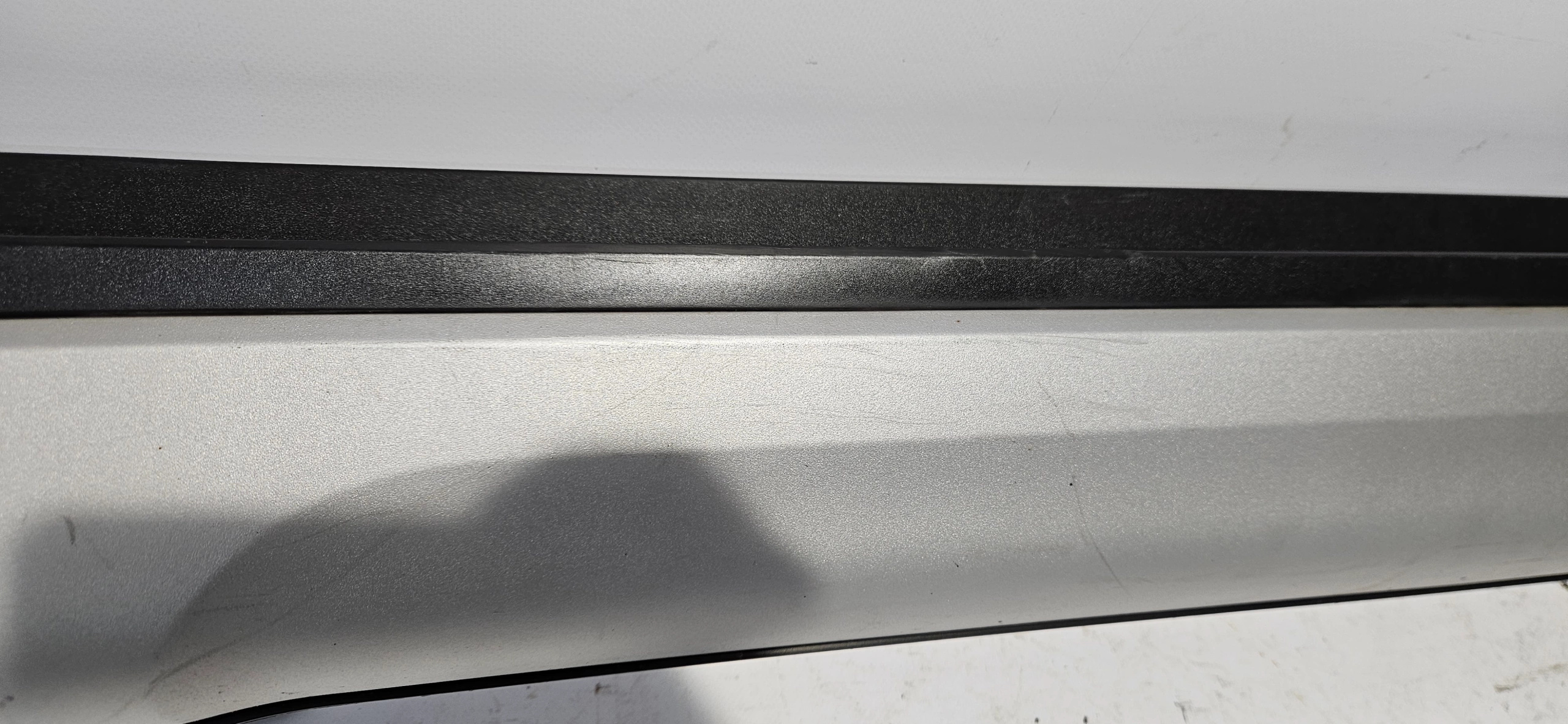 moulding threshold right SUZUKI SX4 SX-4 S-CROSS 13- original 77231-6IMO
