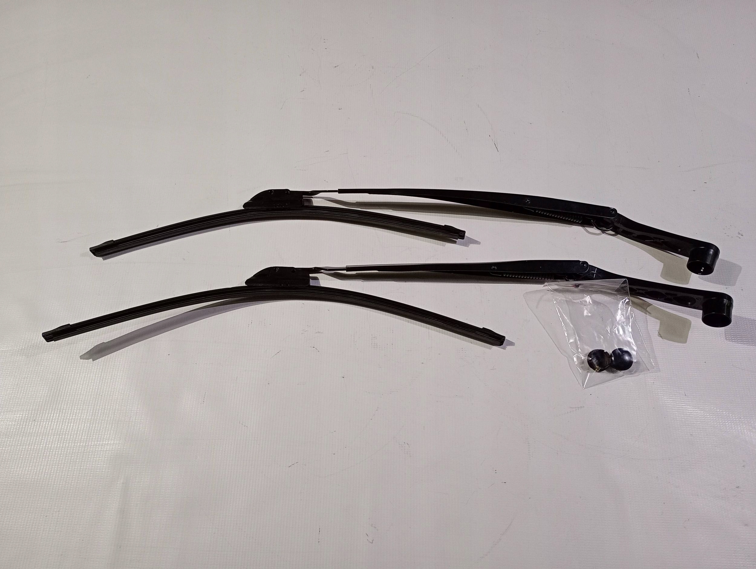 wiper arm zaslepki komplet Dodge Charger 2011-2014