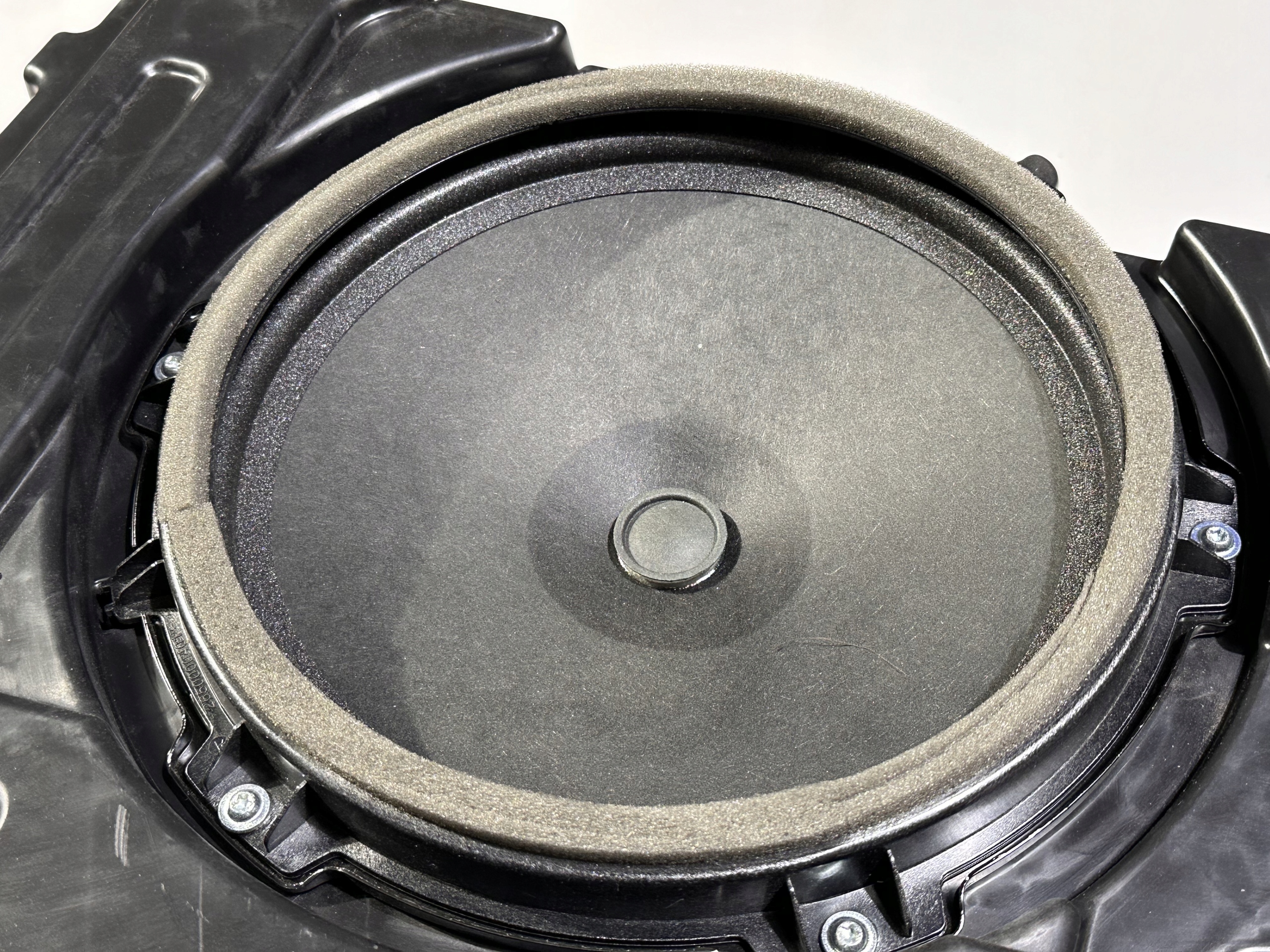 Subwoofer amplifier speaker Ford Expedition 2018 - 2022