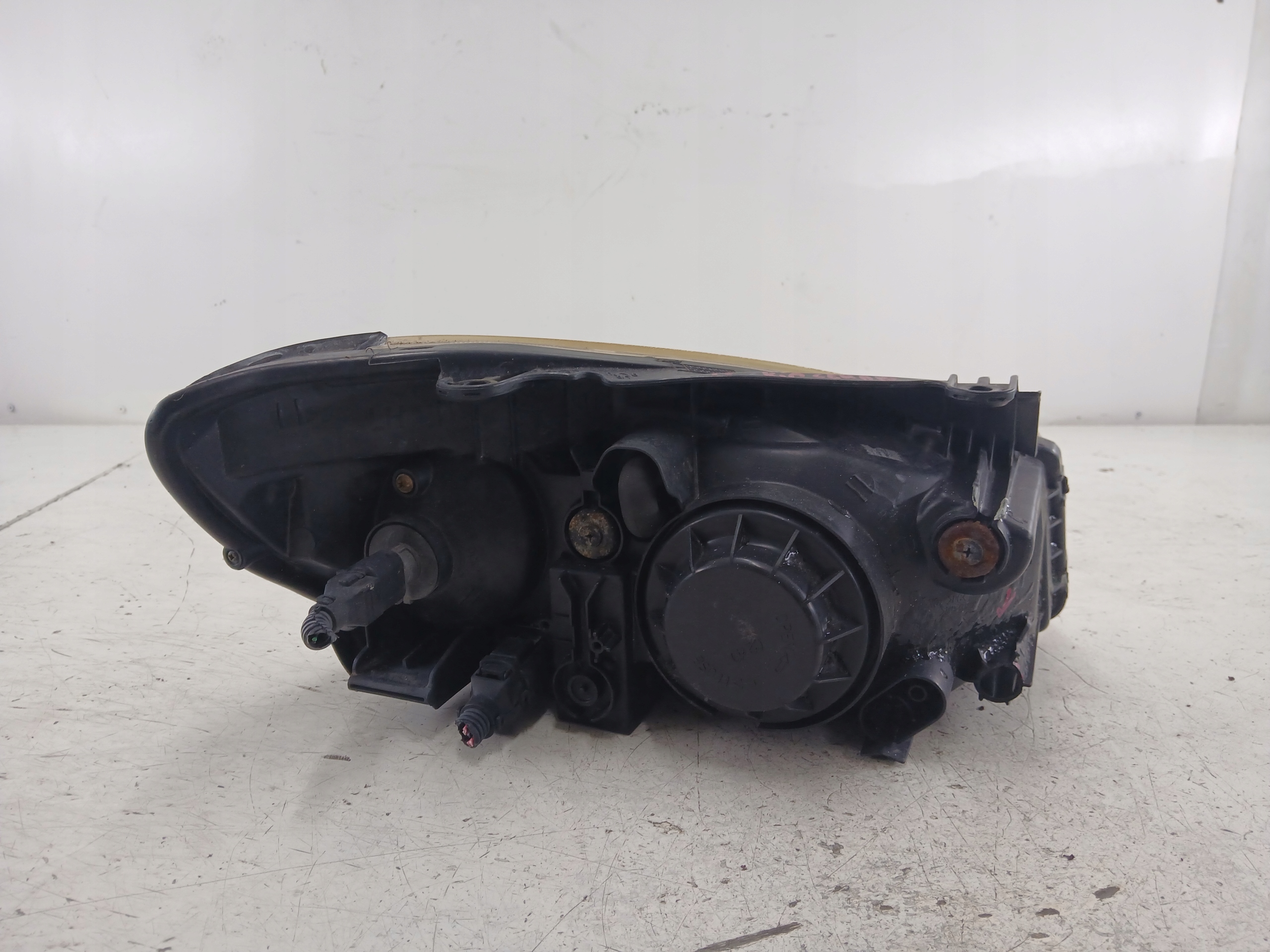 KIA CERATO and light left front