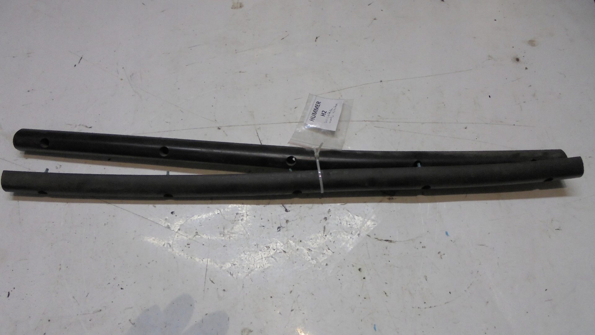 Прокладка под капотом HUMMER H3 2005 3.5