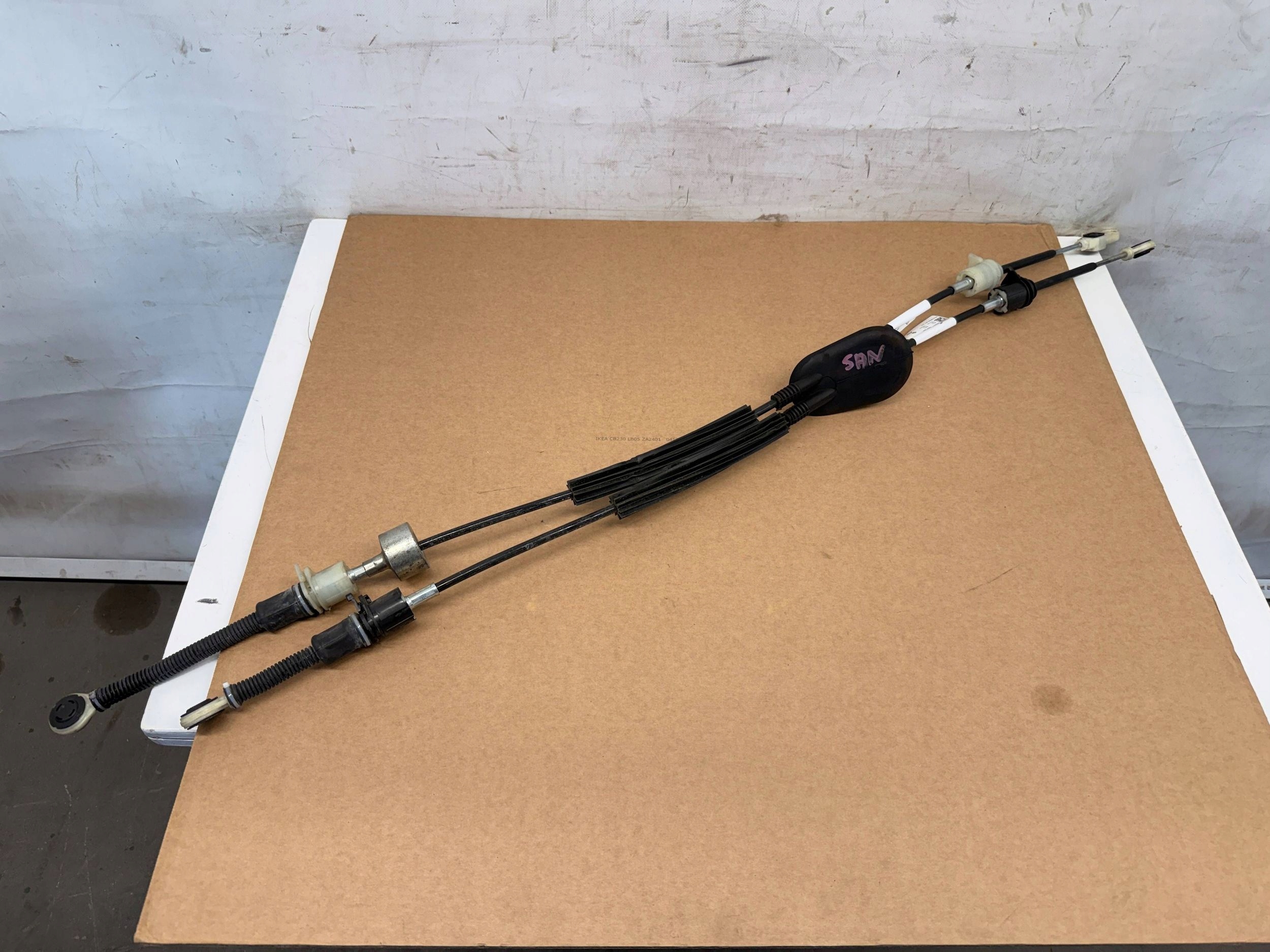 Sandero III Bowdenzug Schalt getriebe 349351390R