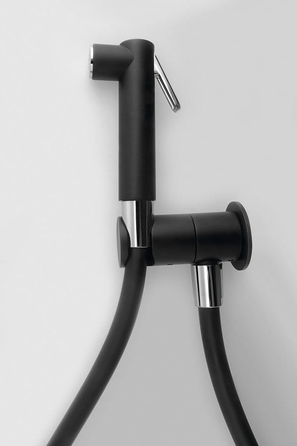 Bateria podtynkowa z prysznicem bidetowym, czarny Marka Sapho