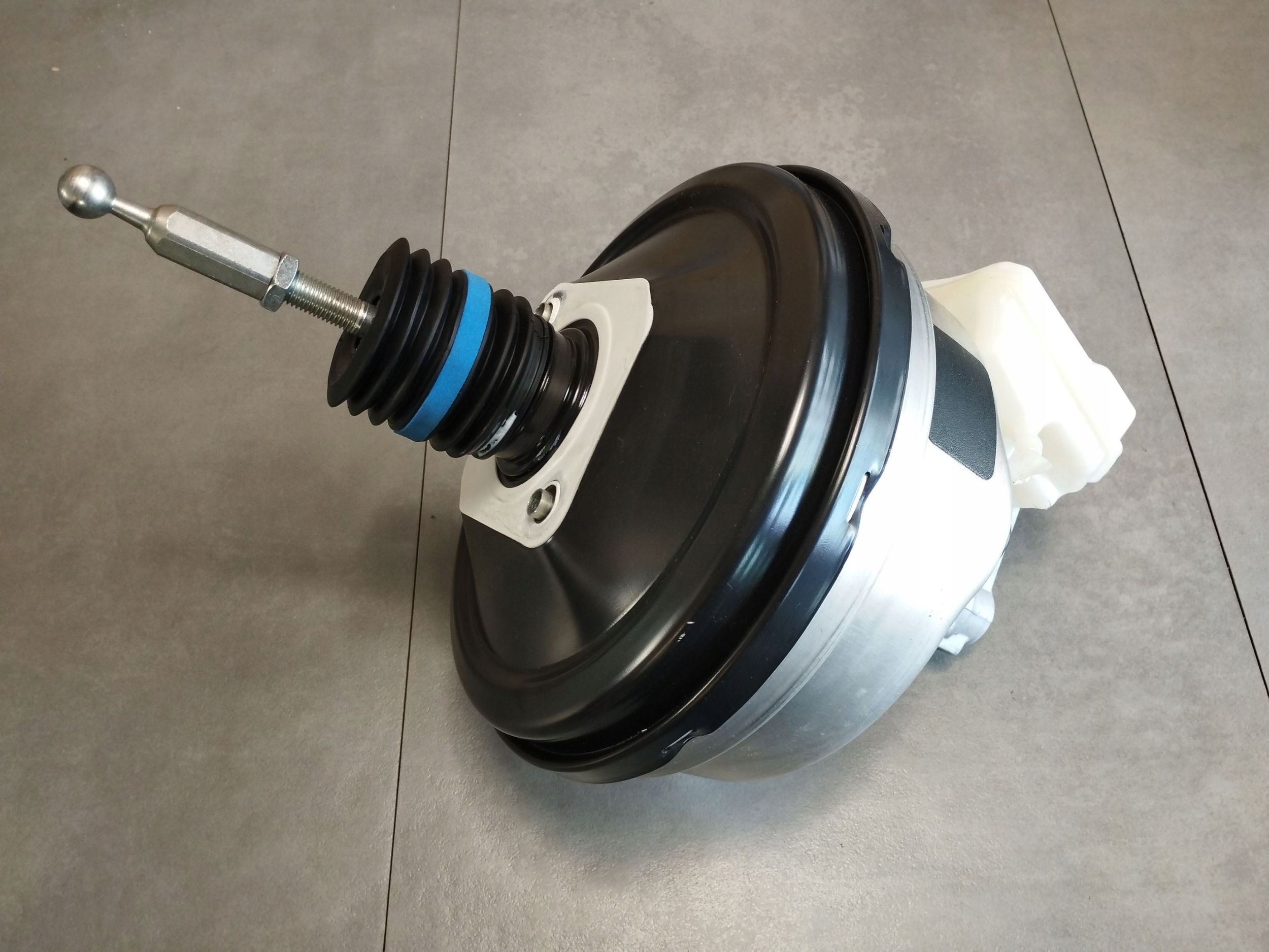 Audi A4 S4 B9 8W servo brake pump 8W0612103K