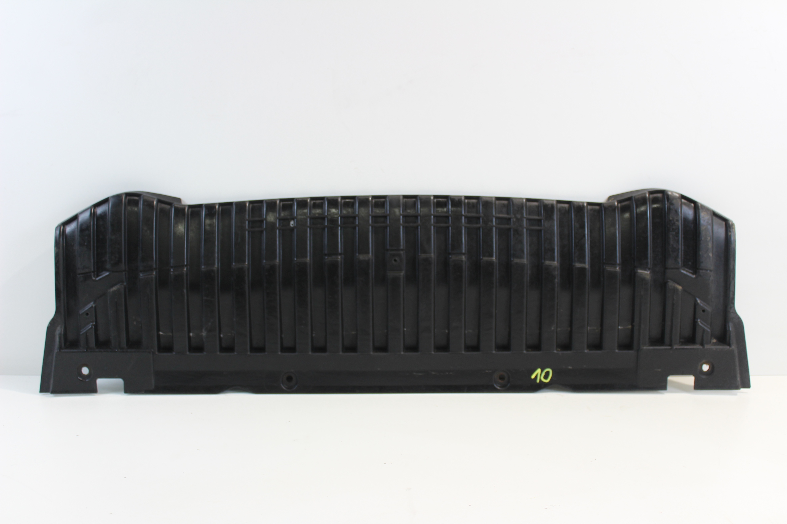 Накладка под бампер AUDI A5 8T 8T0807233