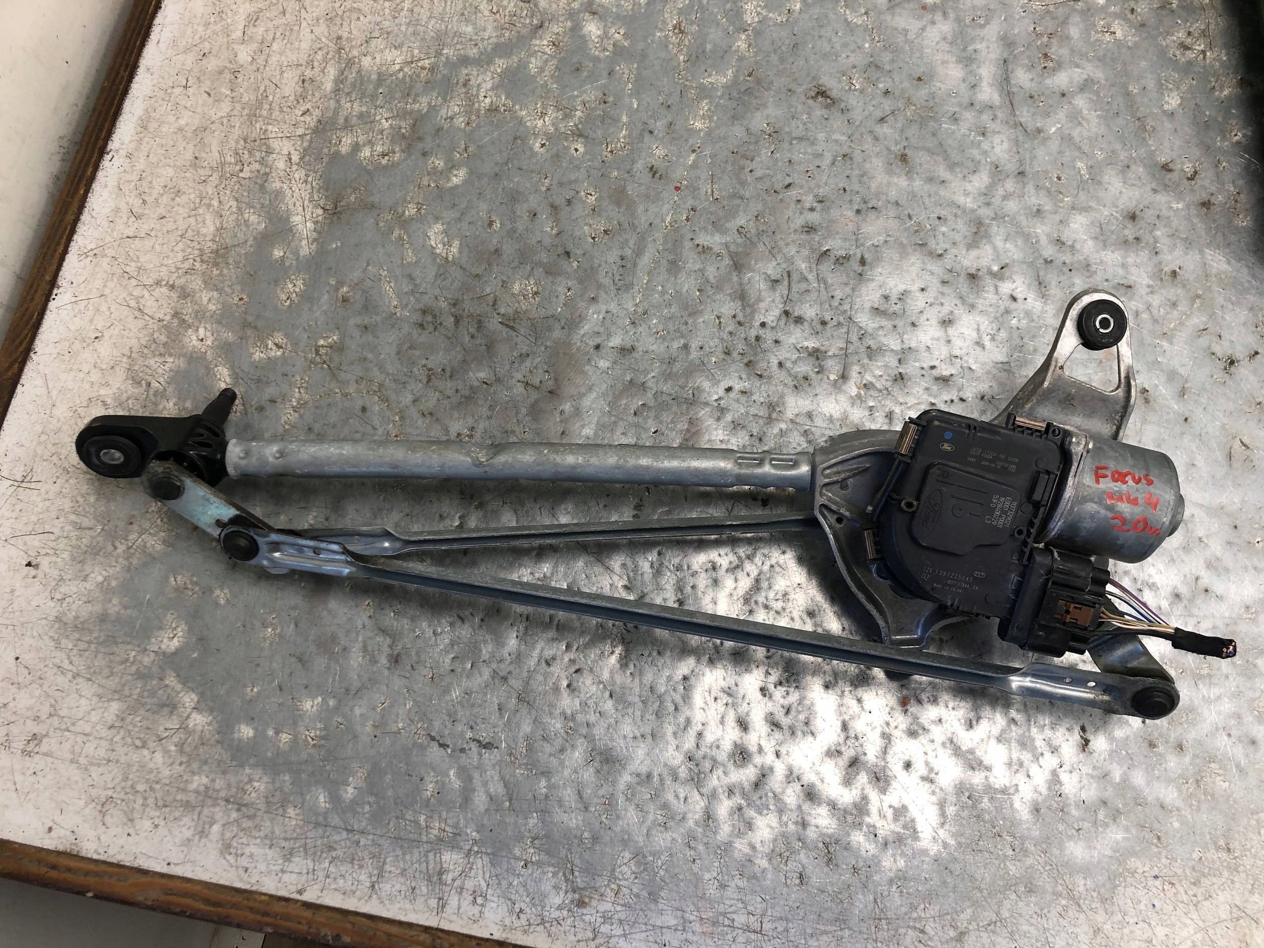 Wischergestänge FORD FOCUS MK4 JX7B-17500-AB JX7B-17504-AB