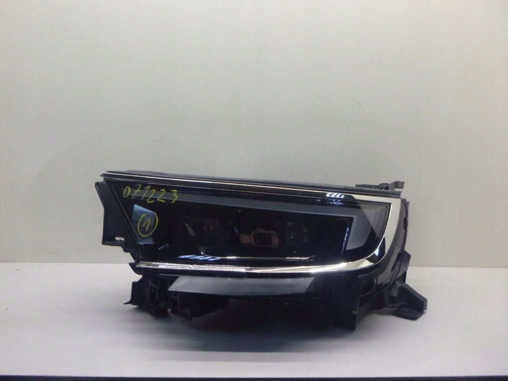 OPEL MOKKA B II 2 20- FULL LED MATRIX INTELLI LUX light left