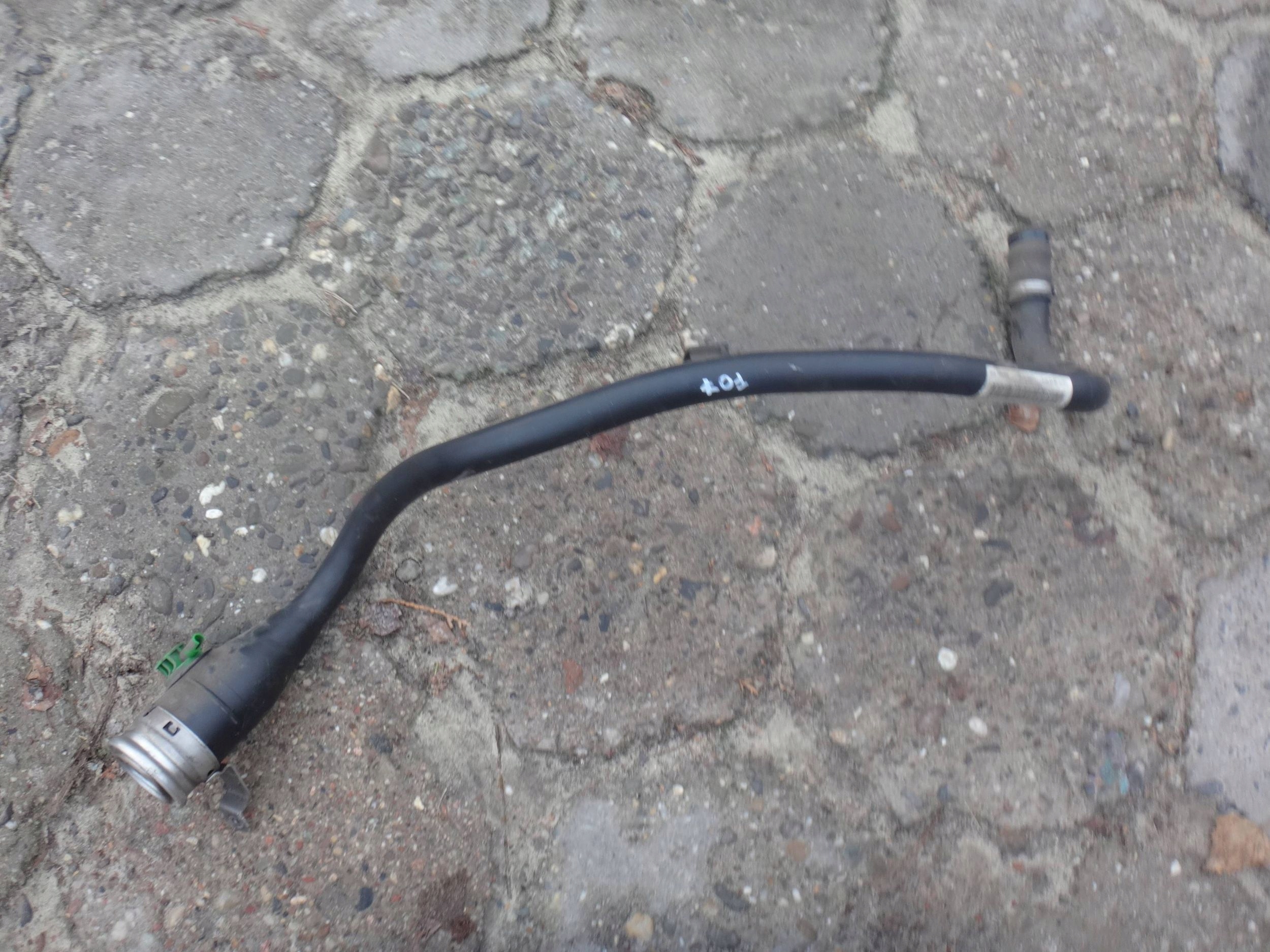 PRZEWÓD RURA WLEWU WLEW PALIWA BMW 5 GT F07 3.0 D N57 DIESEL Typ samochodu Samochody osobowe