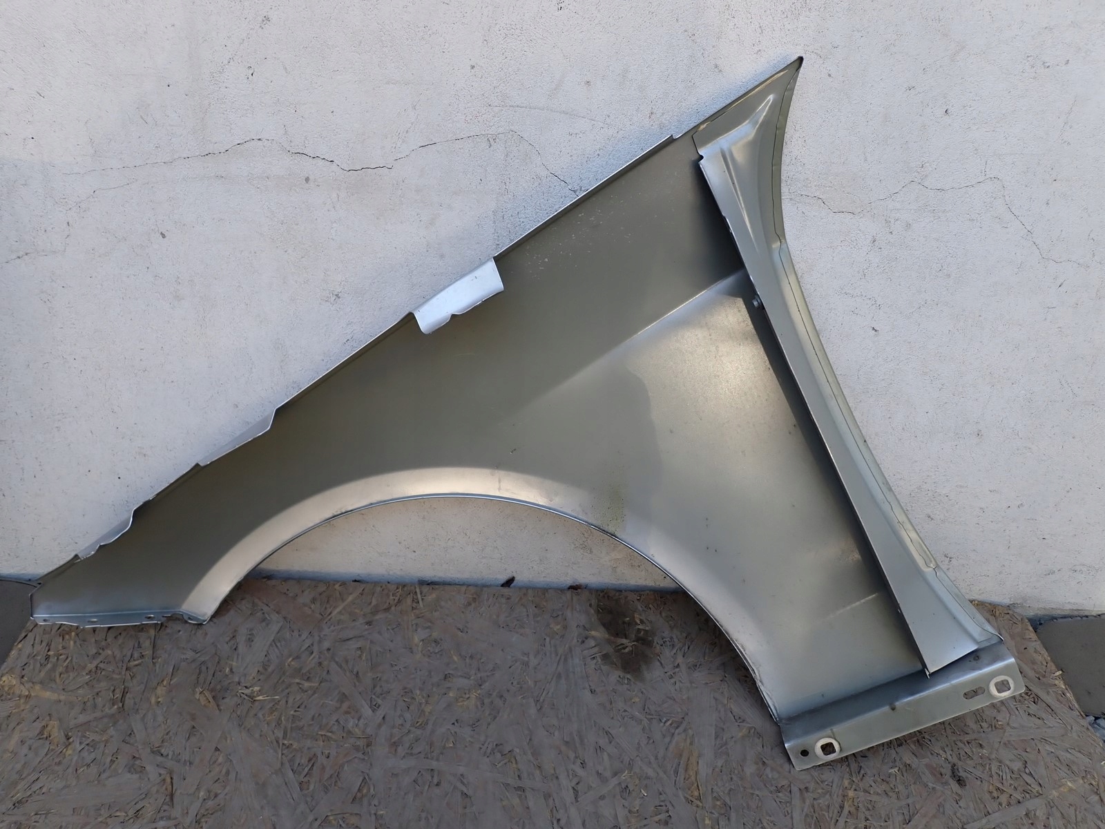 fender right front front MERCEDES E KLASA 212 2009-2016R A2128810201