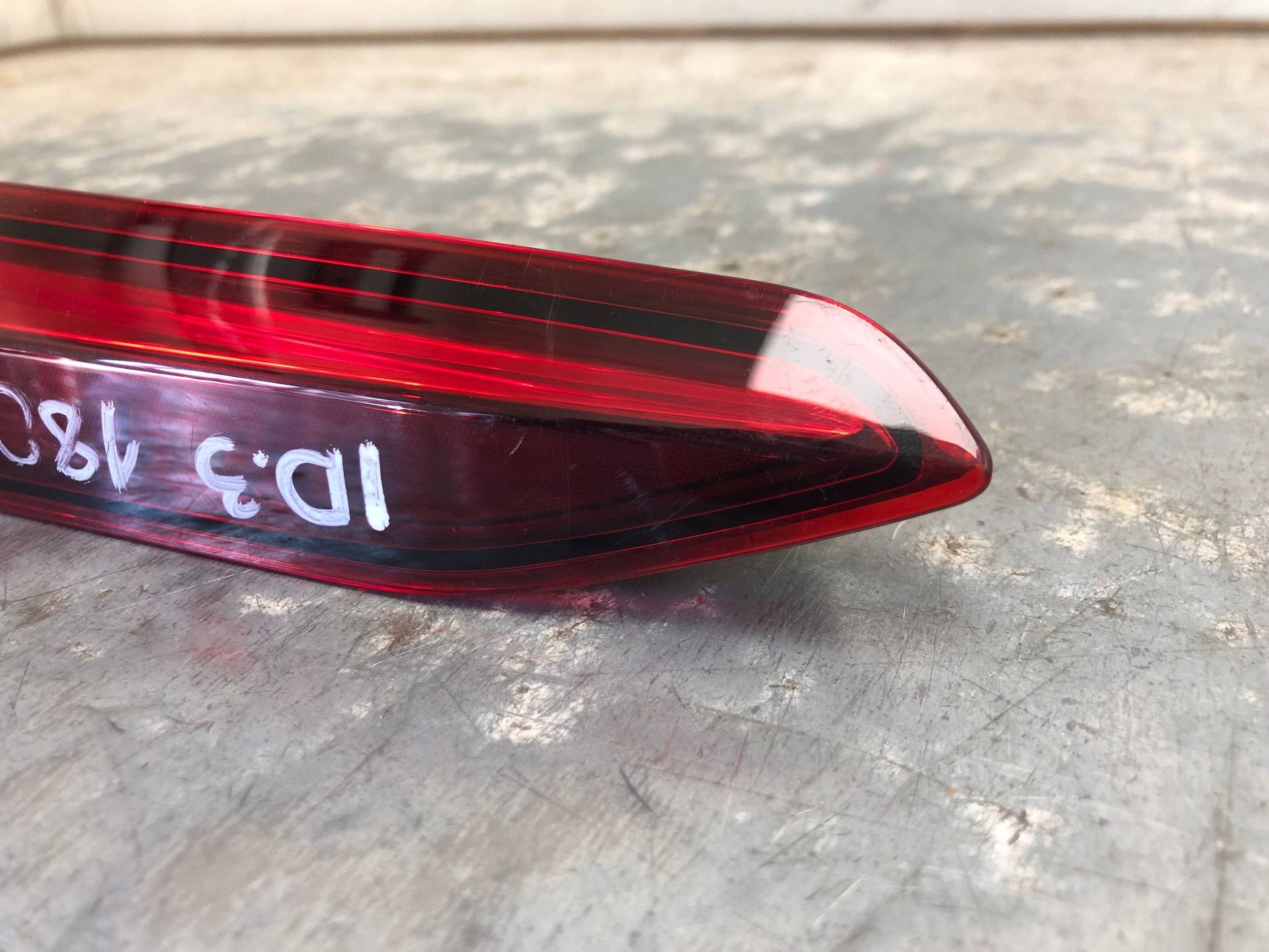 light left rear part to the bonnet VW ID3 ID.3 10A945307A