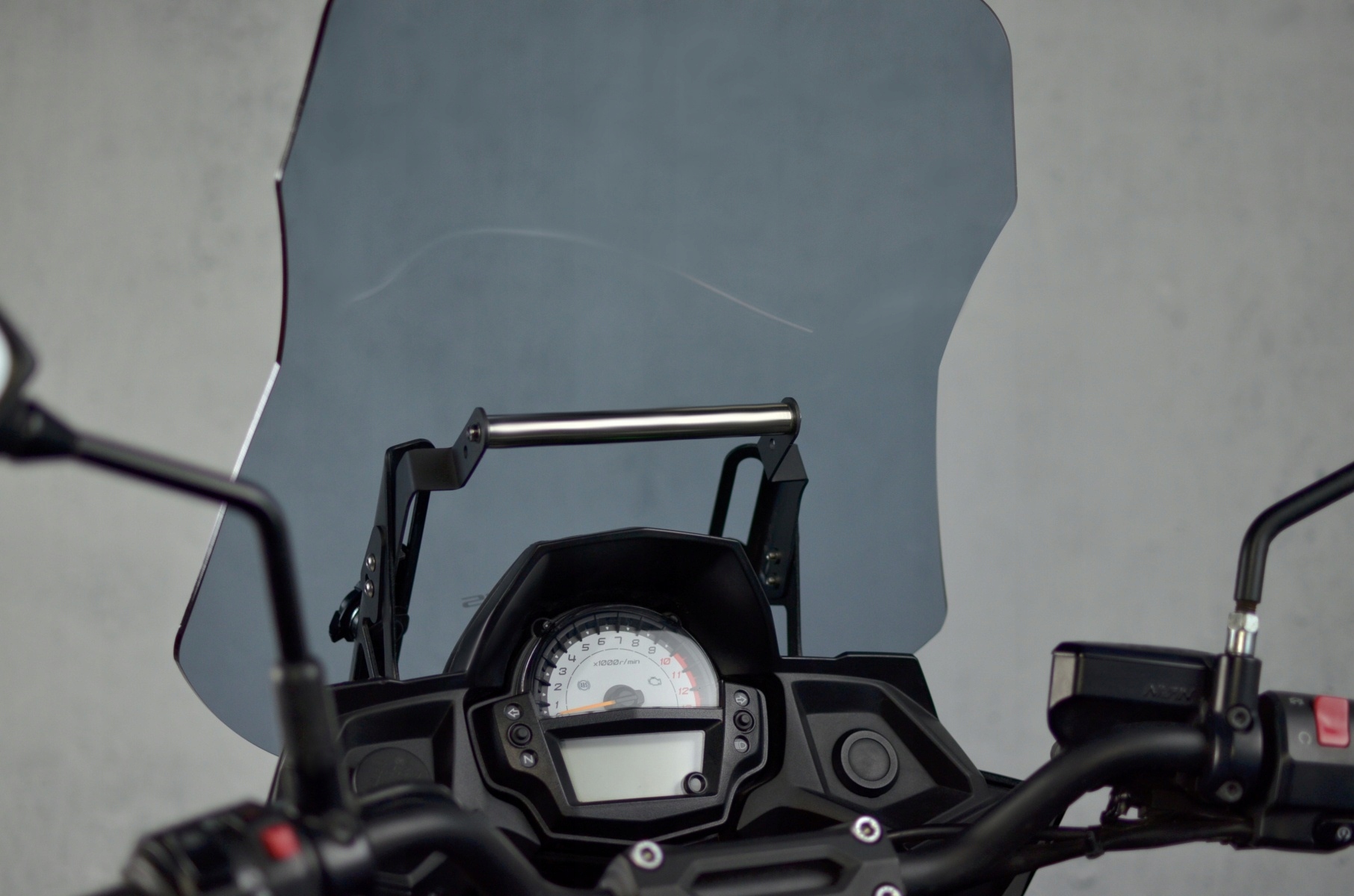 

Belka, uchwyt do nawigacji Kawasaki Versys 650