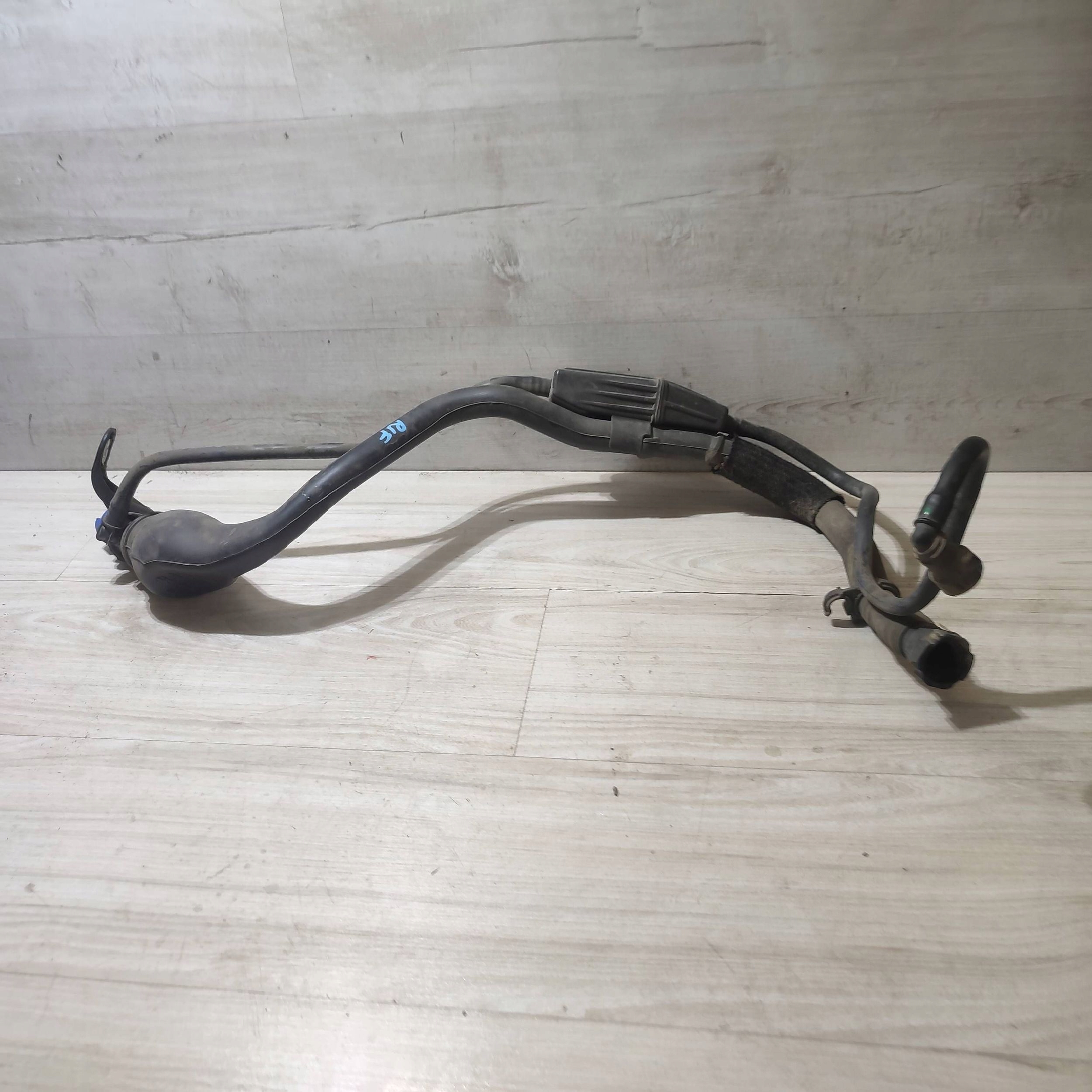 Wlew AdBlue Peugeot Rifter 9815705980