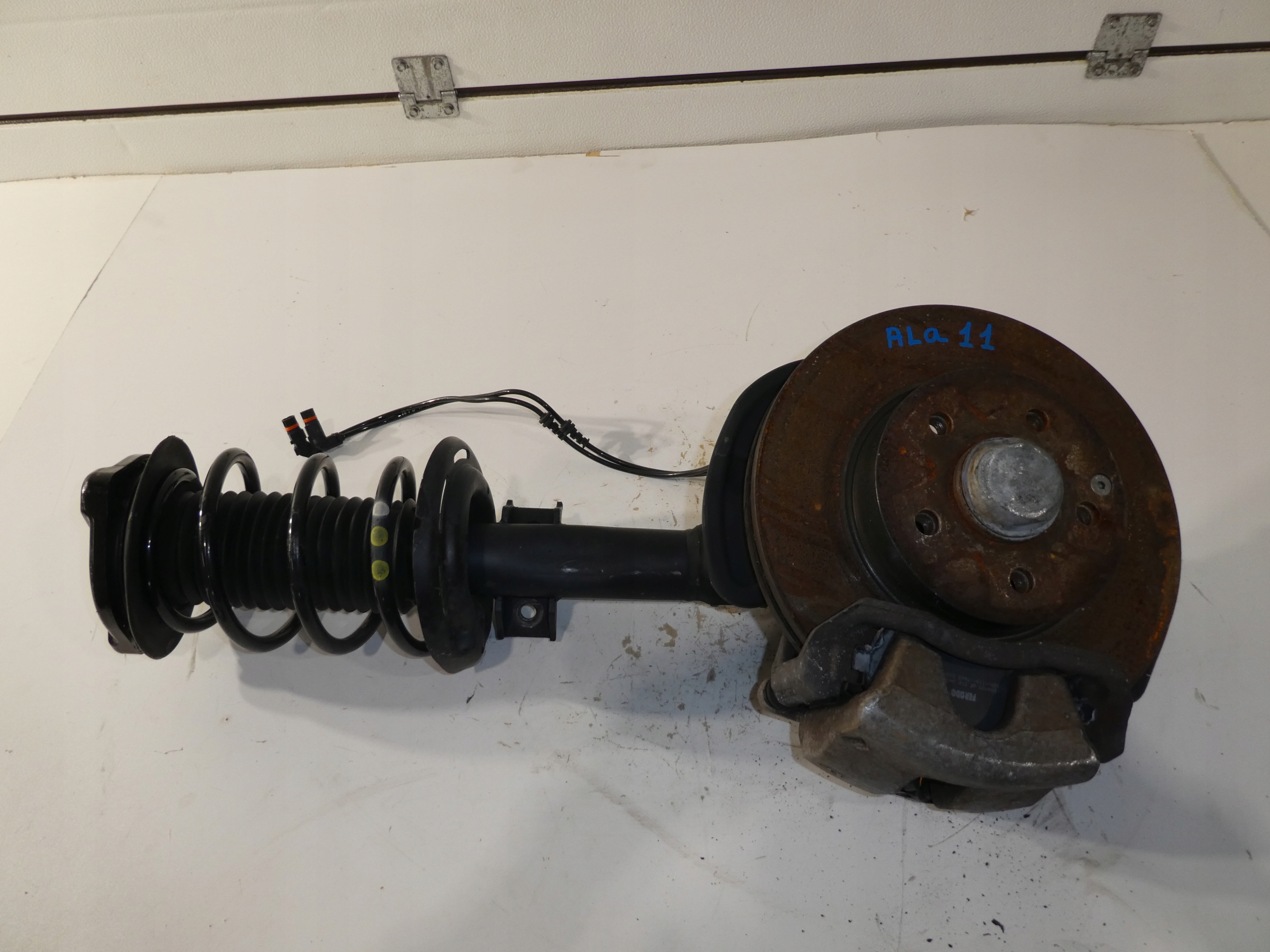 McPherson swing shock absorber MERCEDES W207 A2073204638