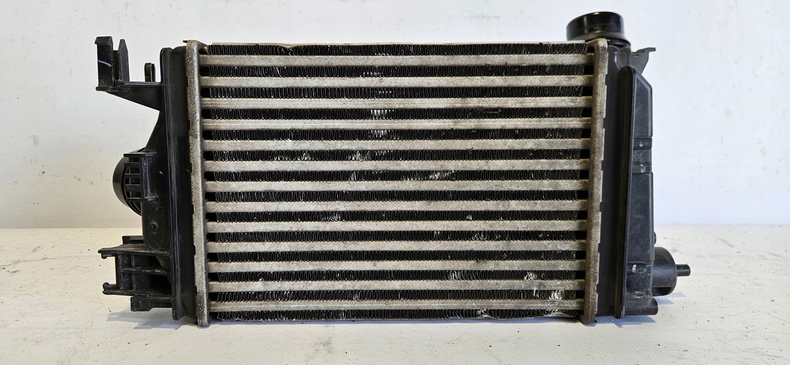 Kühler luft INTERCOOLER DACIA SANDERO III LOGAN III 144968819