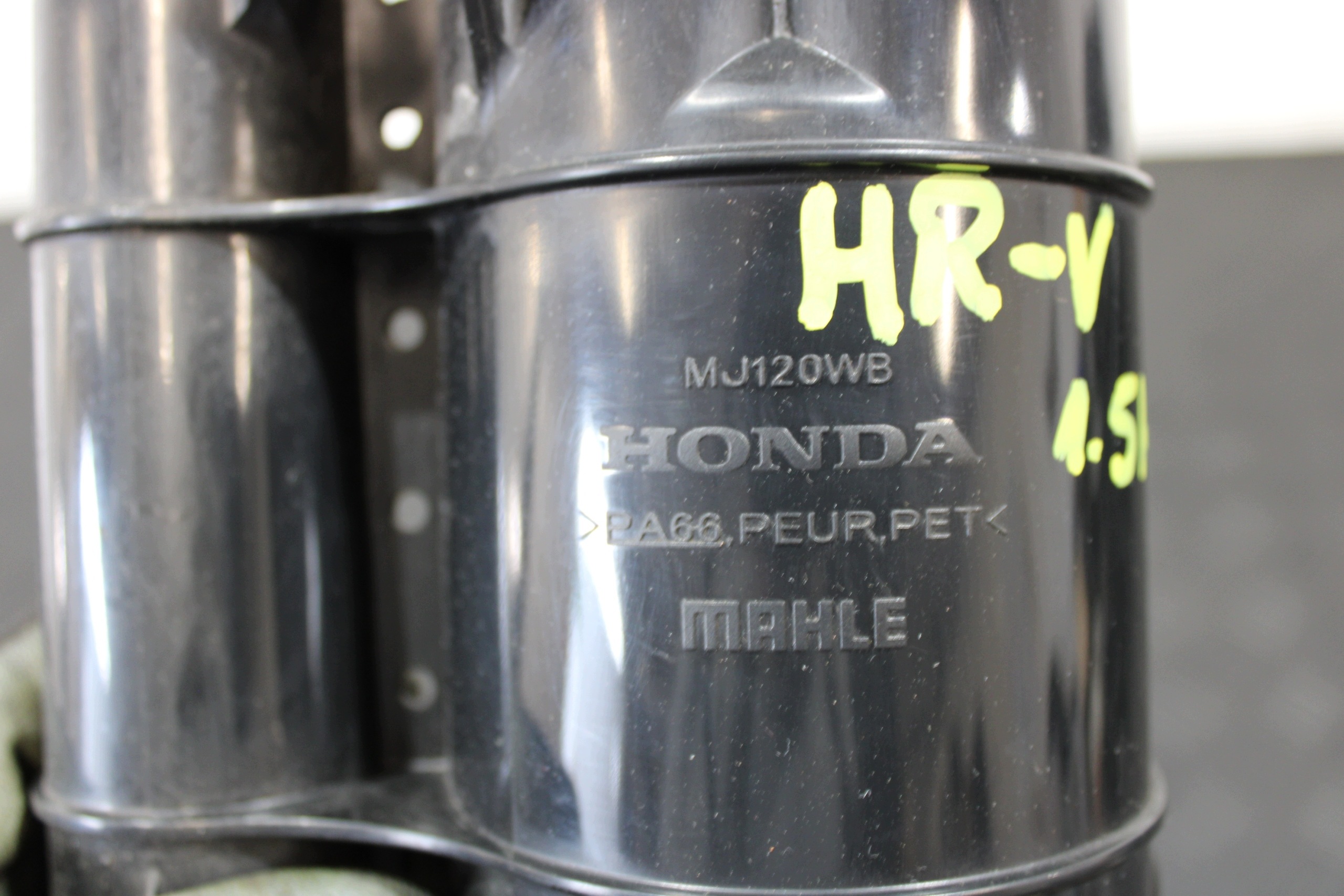 Gehäuse filter Kohlenstofffilter des Kraftstoffsbehälters HONDA HRV H-RV III 3 2021- 1,5H