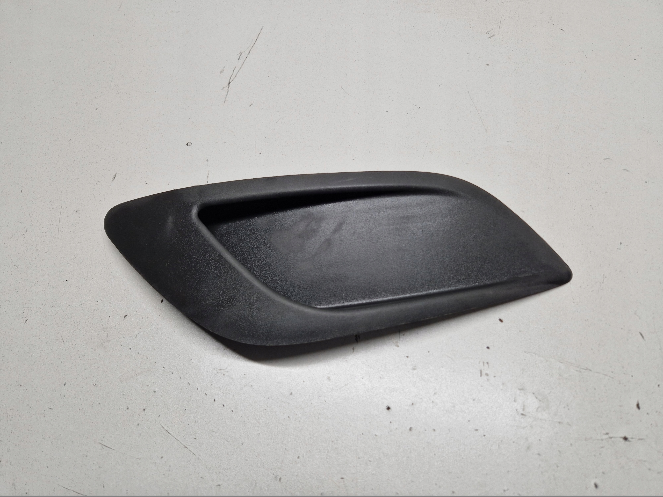 FORD FOCUS MK2 LIFT grid of a bumper frame left 8M51-19953-BE