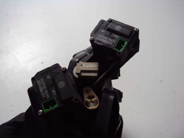 лючок потока воздуха Bentley CONTINENTAL GT и 03-11