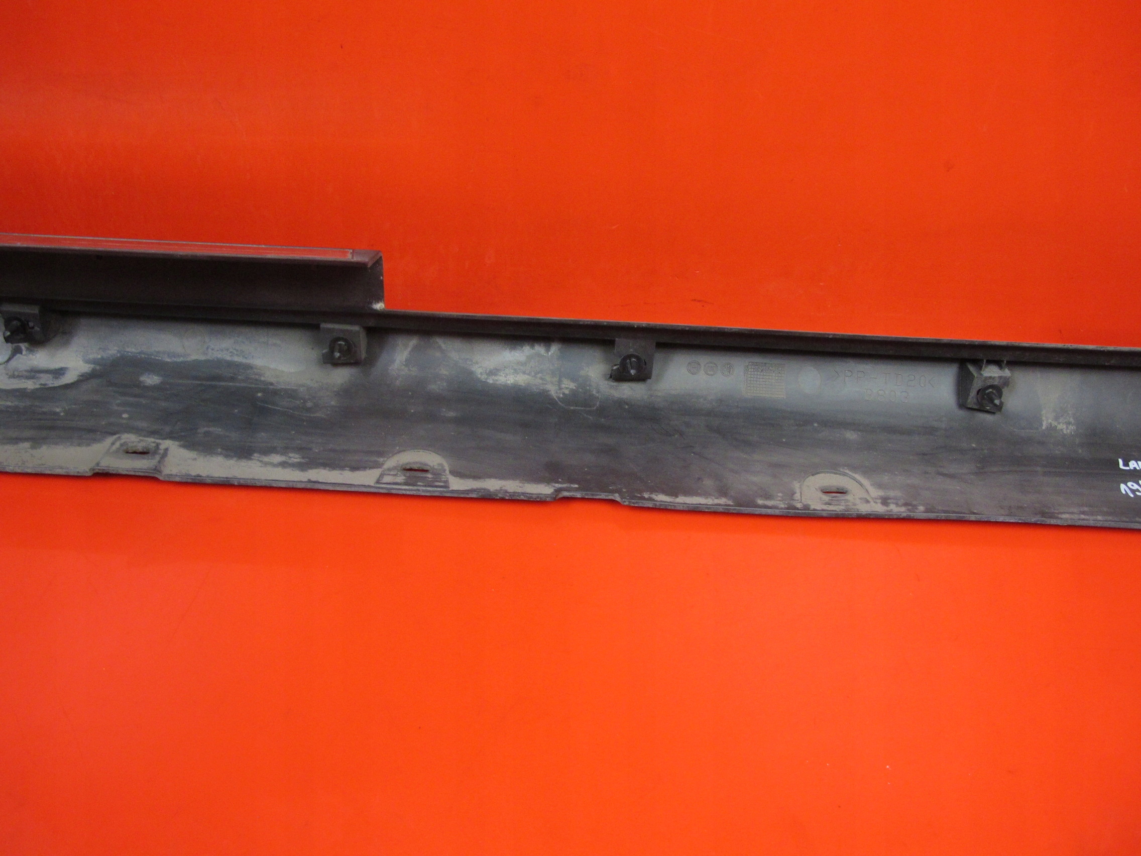 LANCIA DELTA III 3 moulding cap threshold right