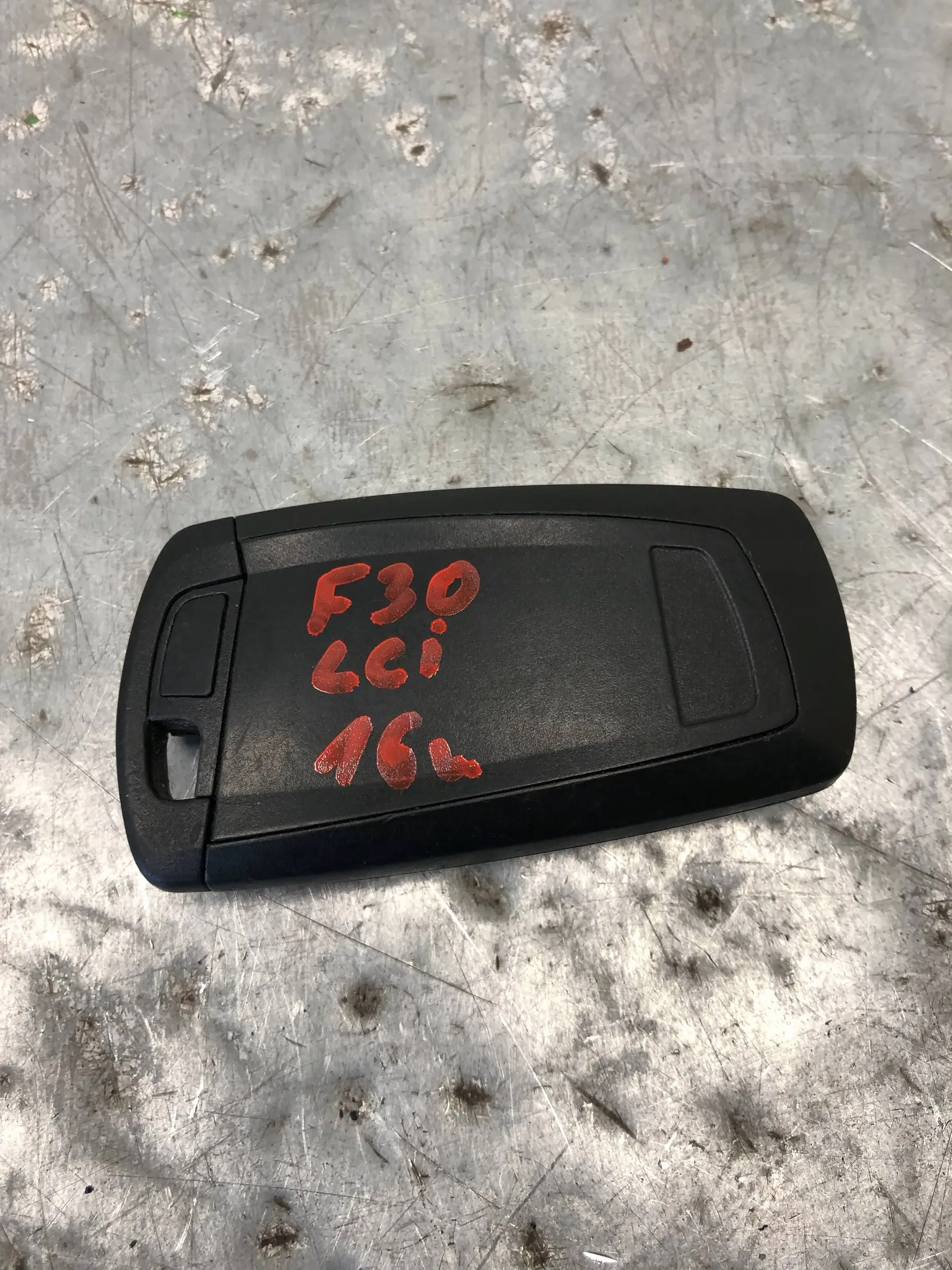 key PILOT BMW F30 LCI LIFT