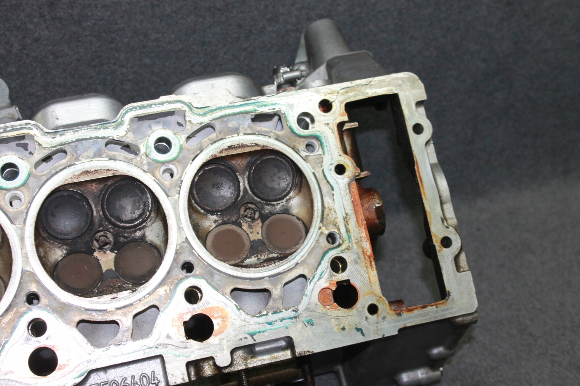 BMW E65 735i 3.5 3.6i N62B36A head. left ZYL 1-4 - 7506404