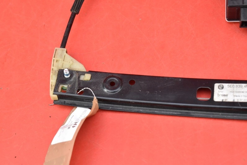 window regulator right rear part 5E0839462 SKODA OCTAVIA 3 III 12-20