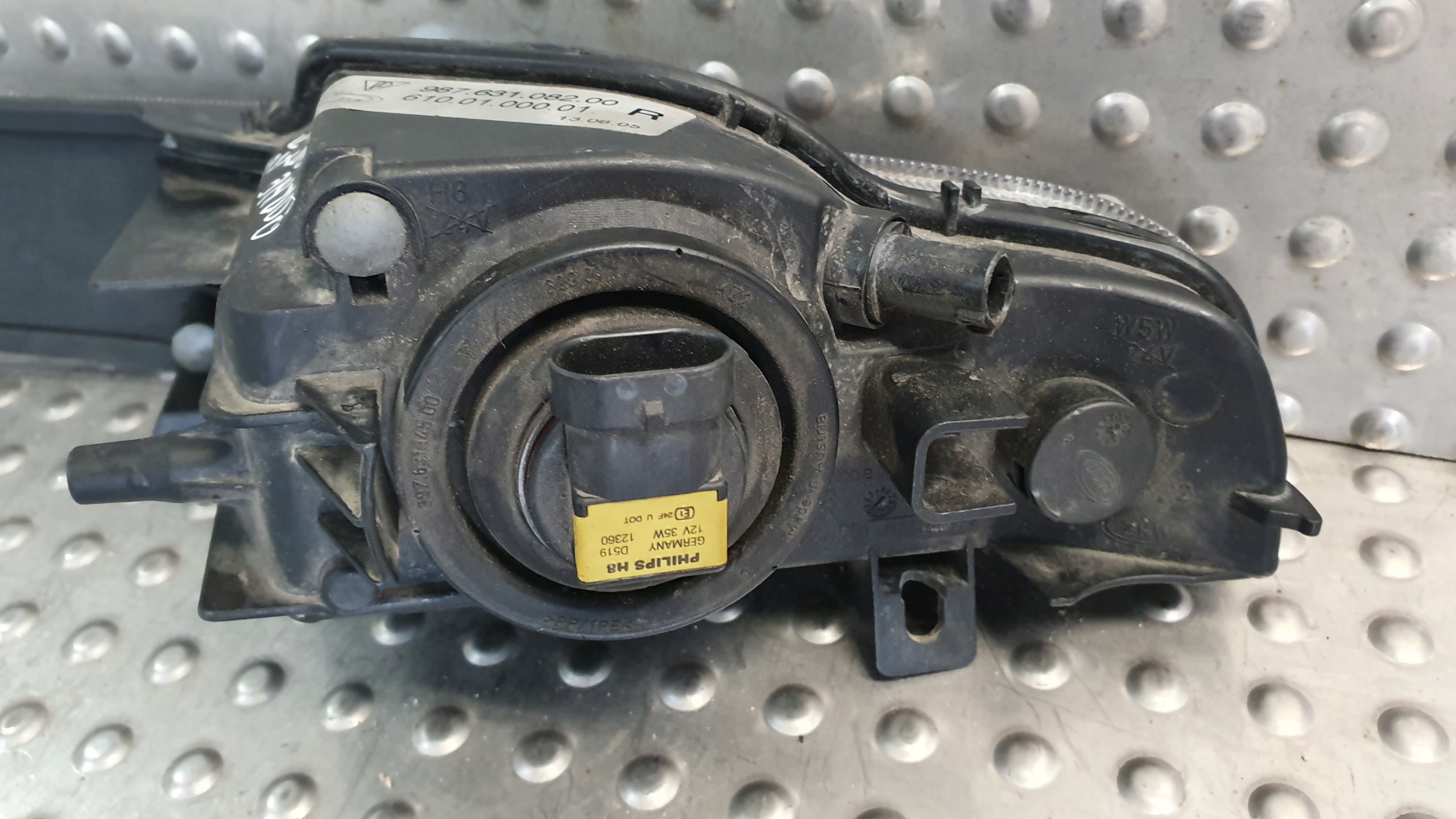 ГАЛОГЕН правый PORSCHE BOXSTER 987 04- 987.631.082.00