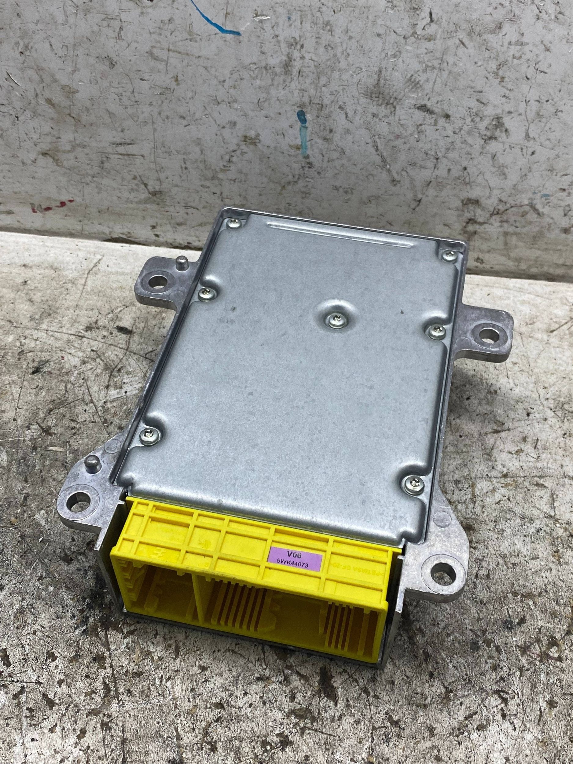 Module SENSOR Airbag Airbag MERCEDES E-KLASA C207 W207 A2079011900