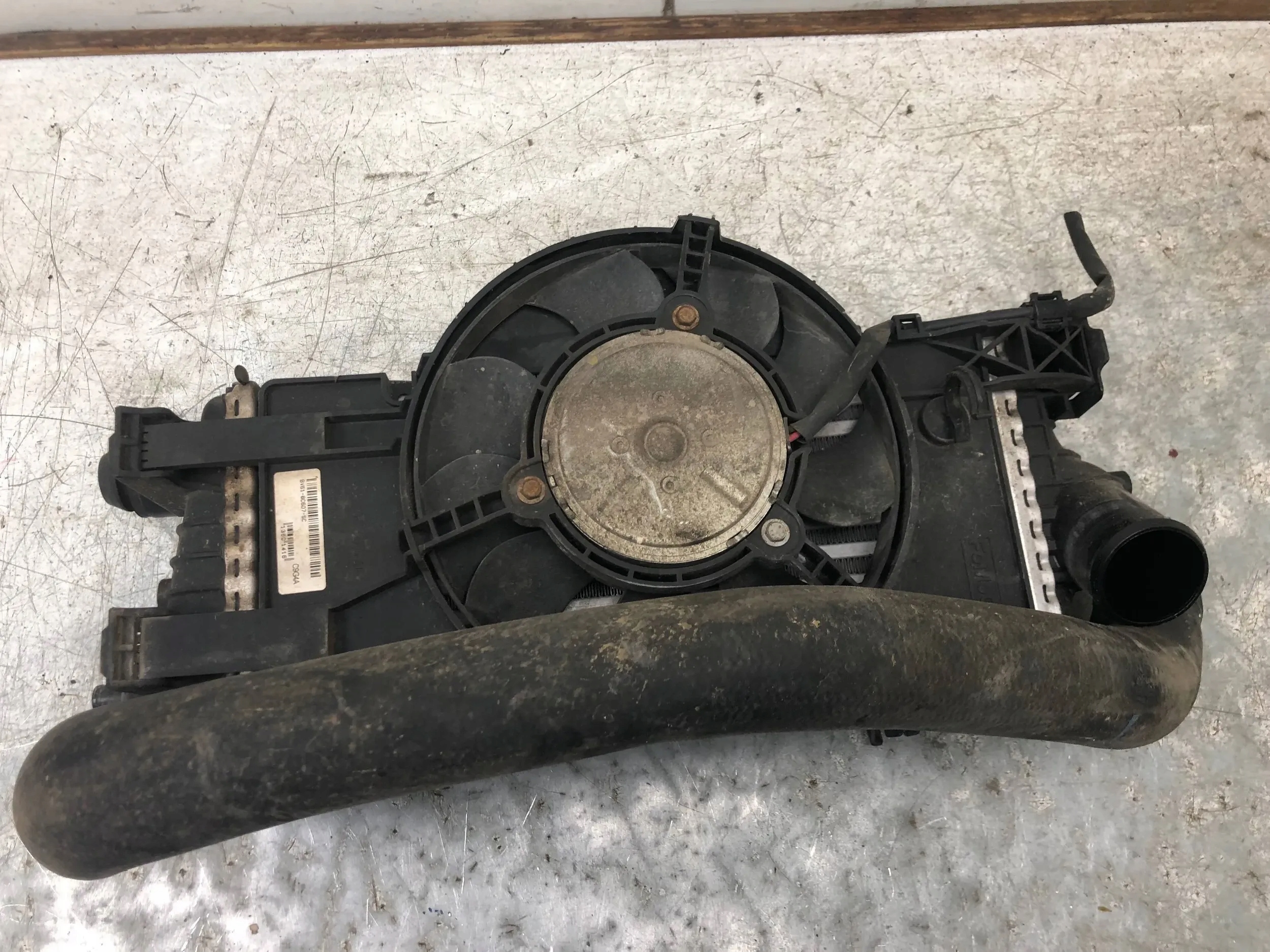 radiator intercooler FORD FOCUS MK3 CV61-9L440-VC BV61-8C607-SC