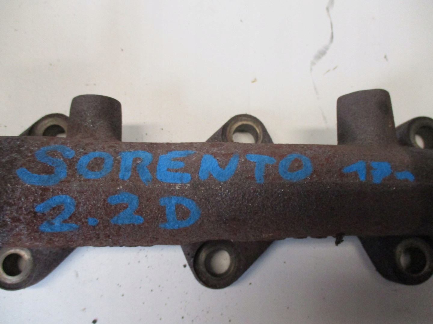 ISPUŠNA GRANA KIA SORENTO III 2,2CRDI 17R