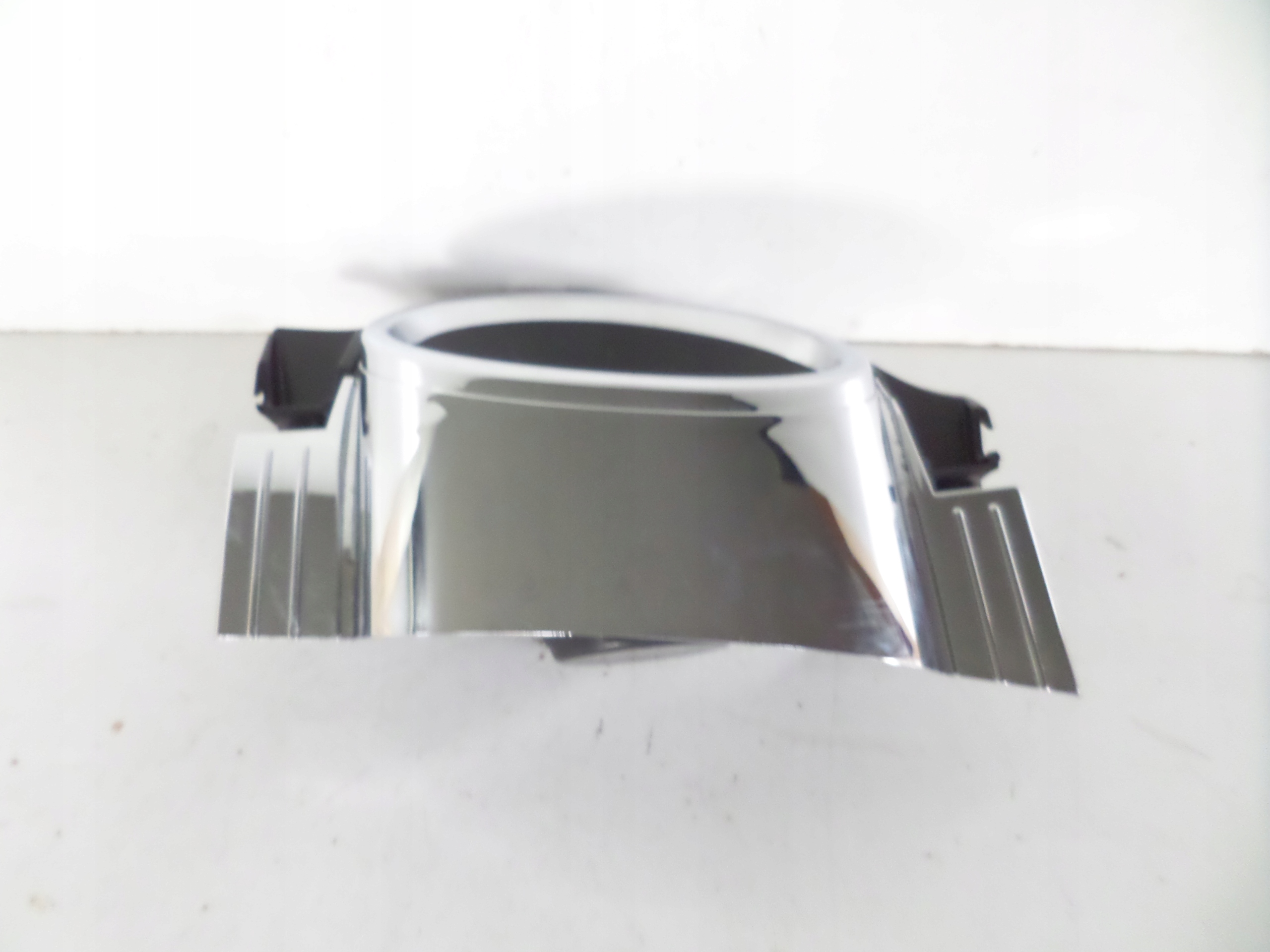 spoiler tlumika chrom right KIA SPORTAGE IV 18