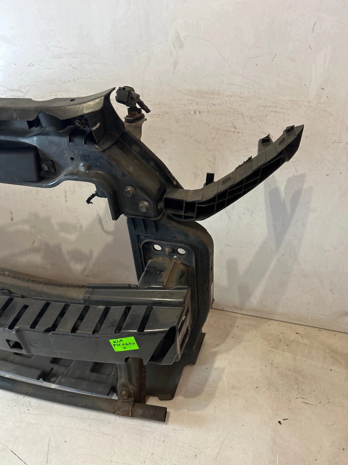 support panel for radiators pillar sider Kia Picanto II