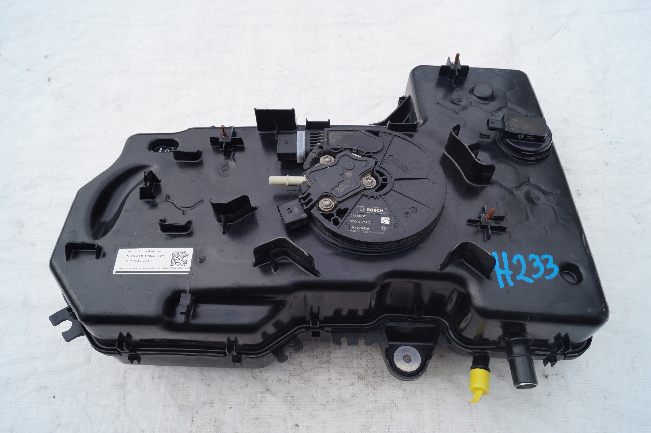 0444040011 5Q0131969C - Насос бак ADBLUE VW T5 T6 MULTIVAN 7E0131877H