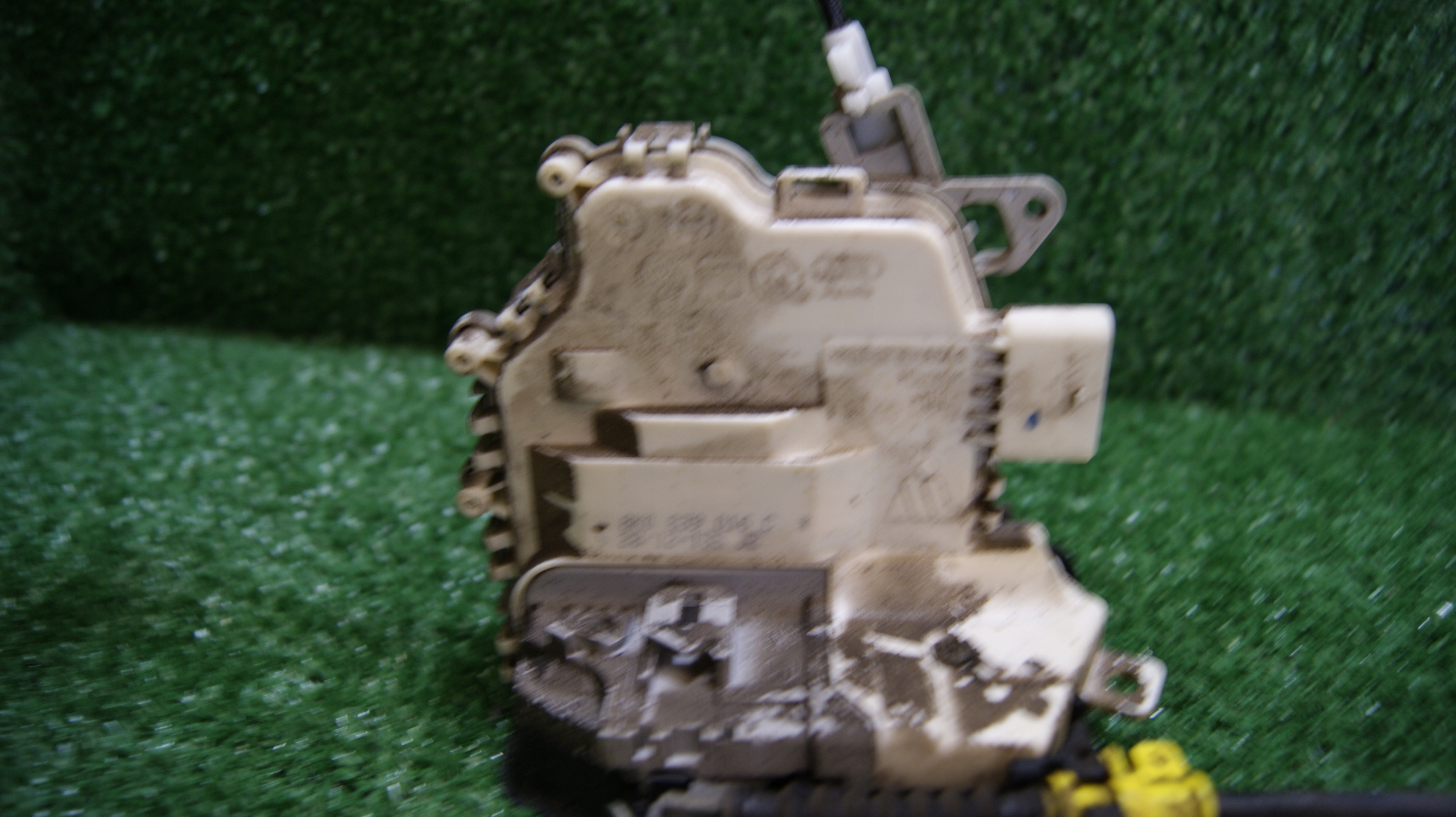 lock door right rear part rear AUDI A4 B8 8K0839016C