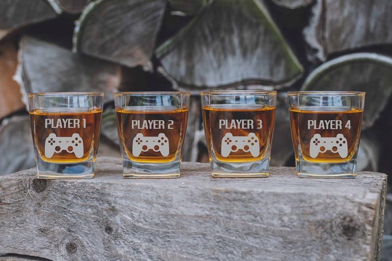 Zestaw 4 szklanek do whiskey Players Playstation 5